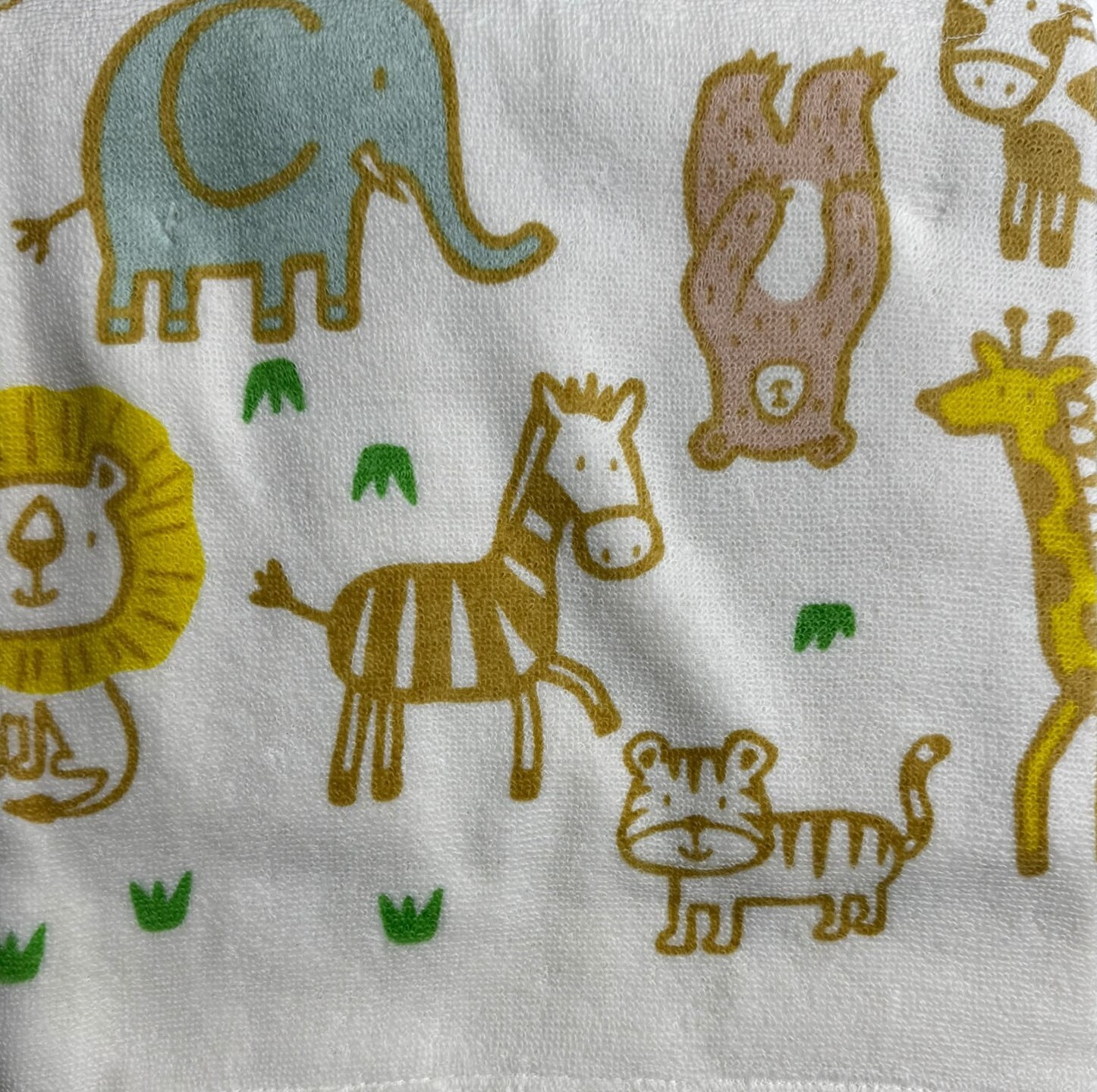 【Nishimatsuya】 Kids Safari Animal Cotton Bath Towel