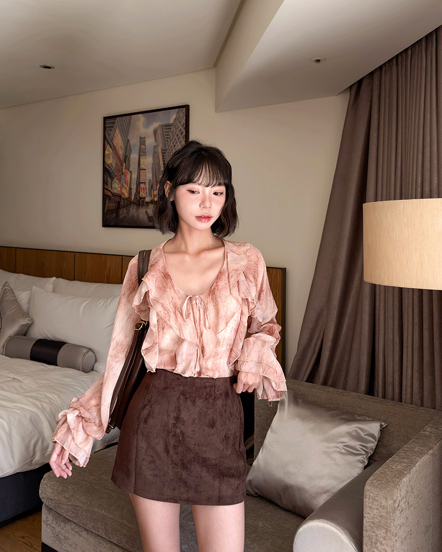 LINA LINA百搭日章純色車線麂皮短褲裙-時髦咖S-L