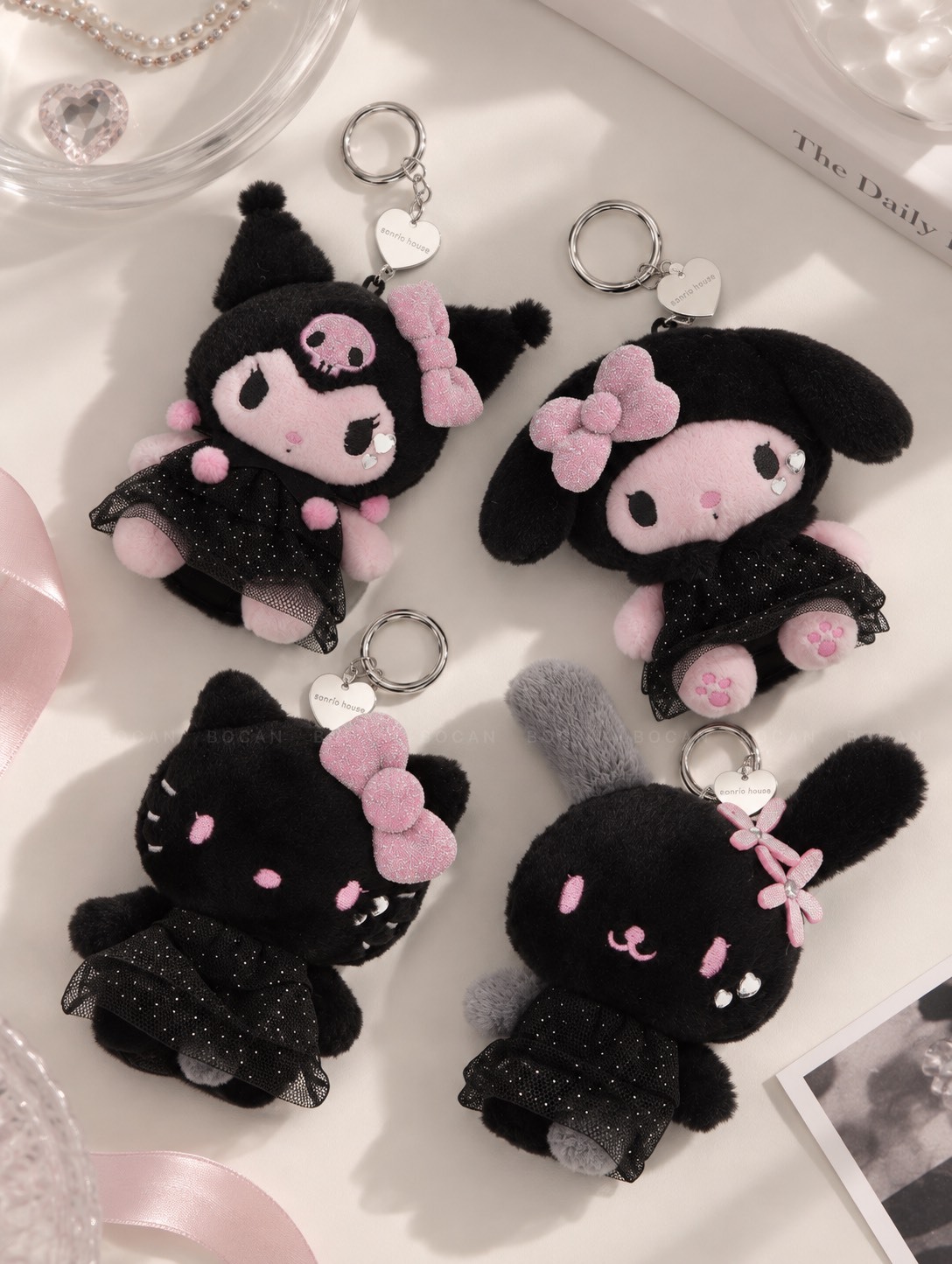 正版授權 SANRIO HOUSE 日本 限定 三麗鷗 PINK×BLACK 黑粉 毛絨絨 吊飾 四款