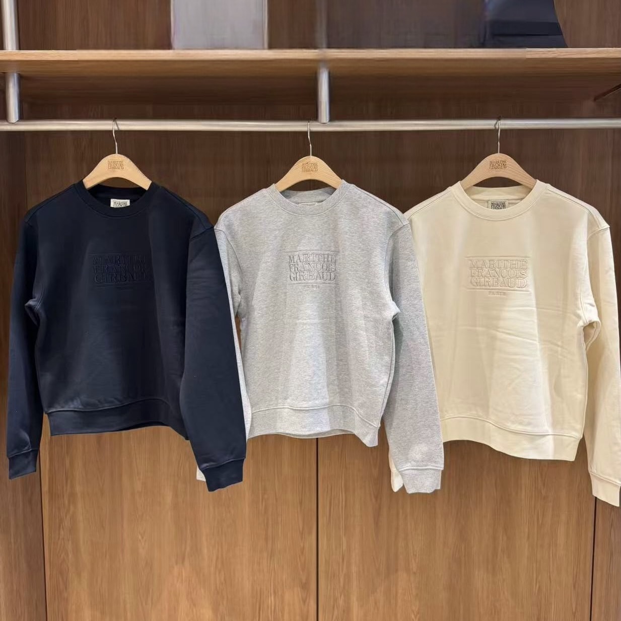 MARITHE FRANCOIS GIRBAUD (MFG)｜MFG46FSW104 W CLASSIC LOGO SWEATSHIRT [3 colors] M151