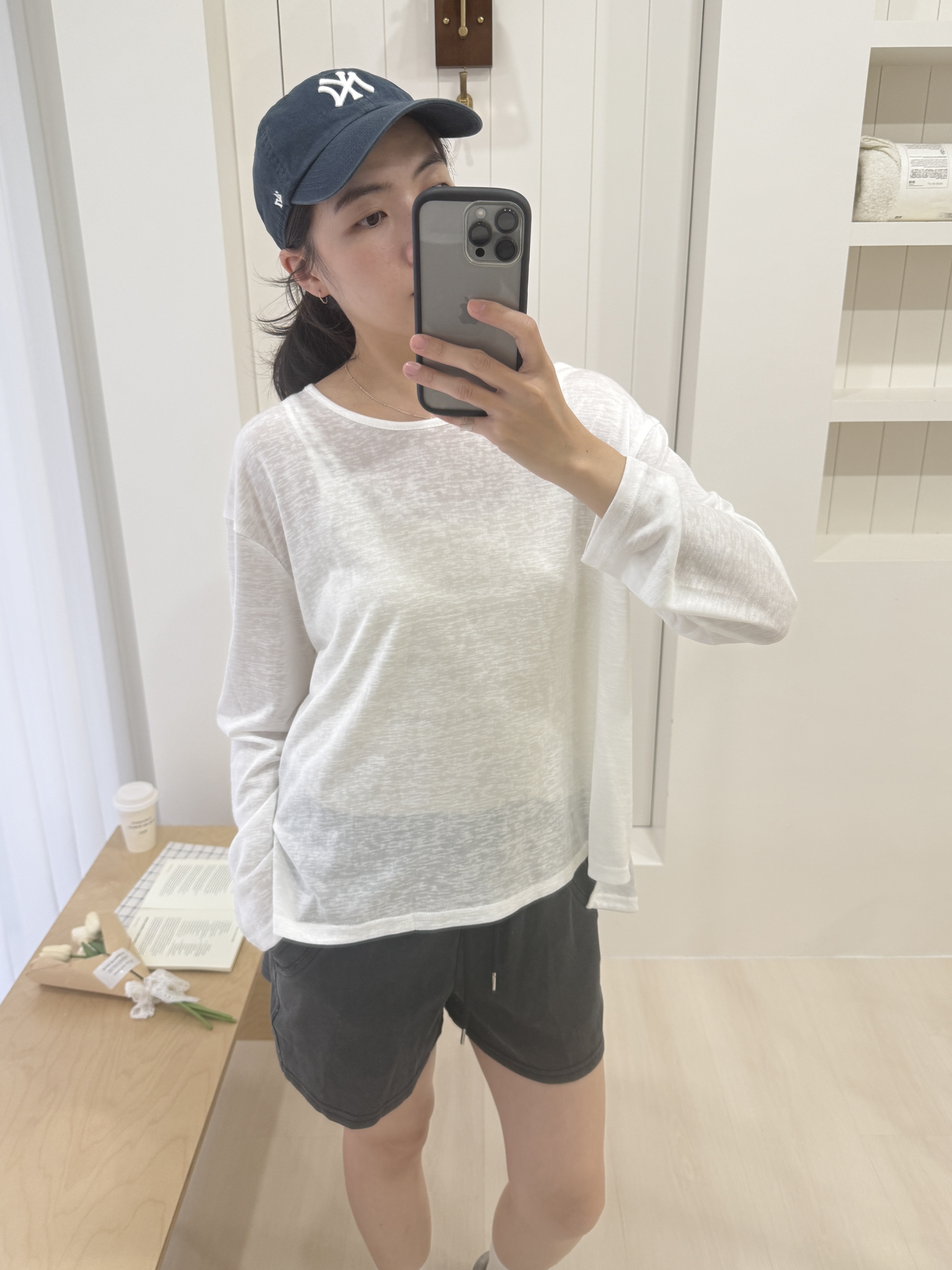 後開衩親膚涼感上衣*3色