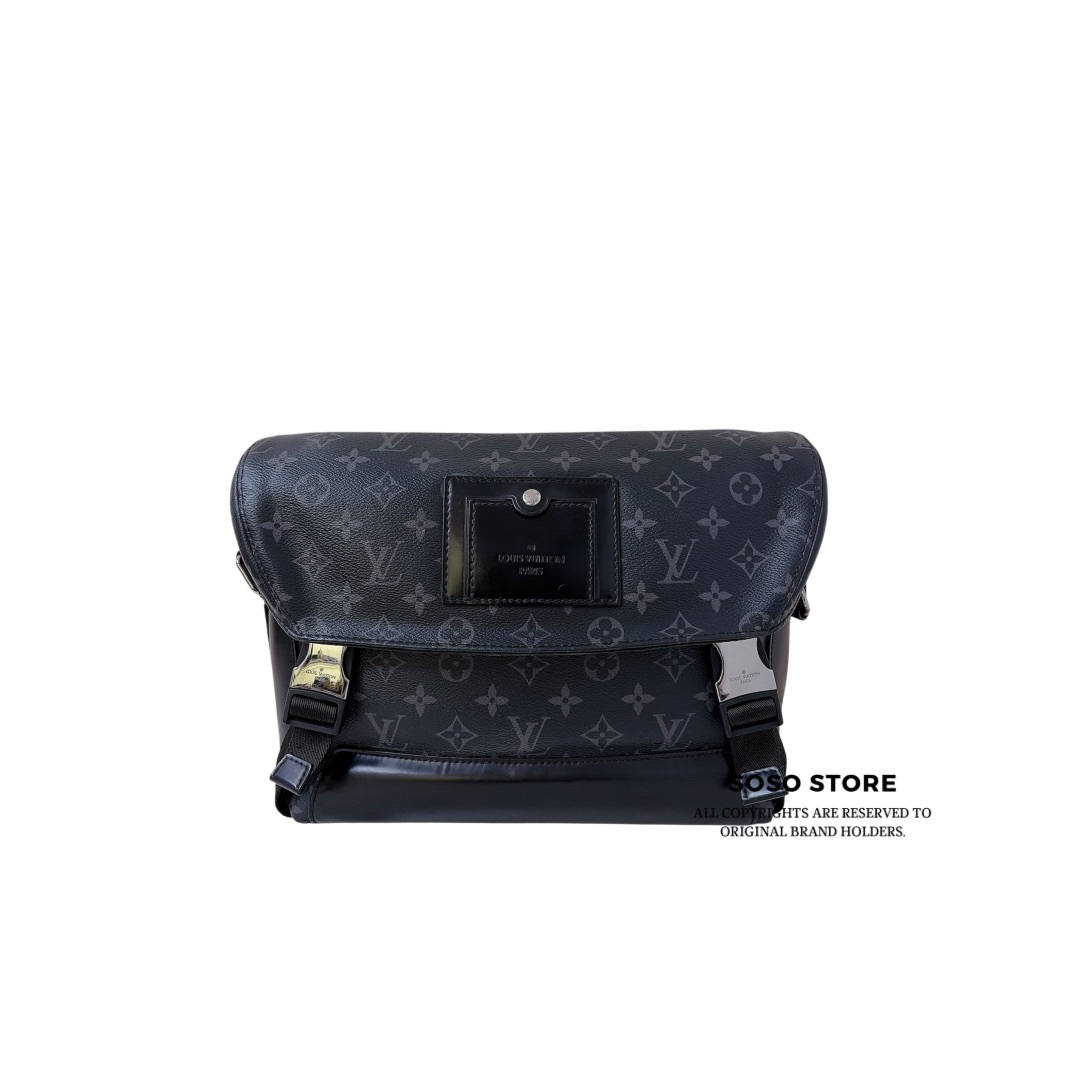 Louis Vuitton Messenger PM Voyager - Black / SHW