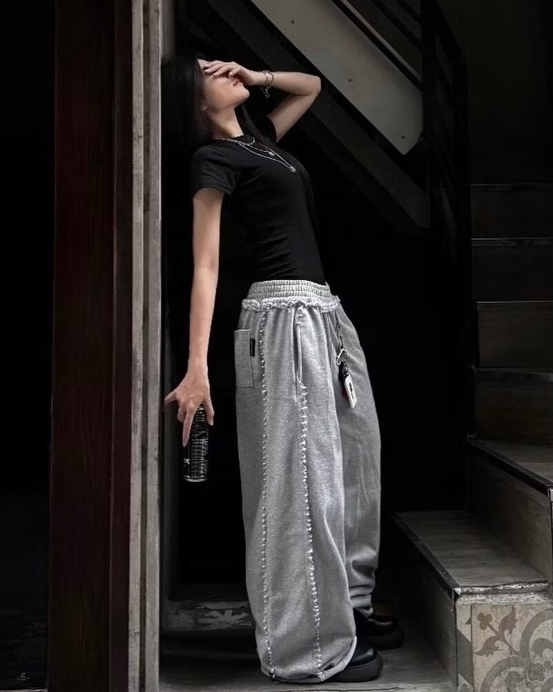 <快速到貨>越南 BAD CHOICES 街頭 寬鬆 直筒 破壞 長褲 灰色
