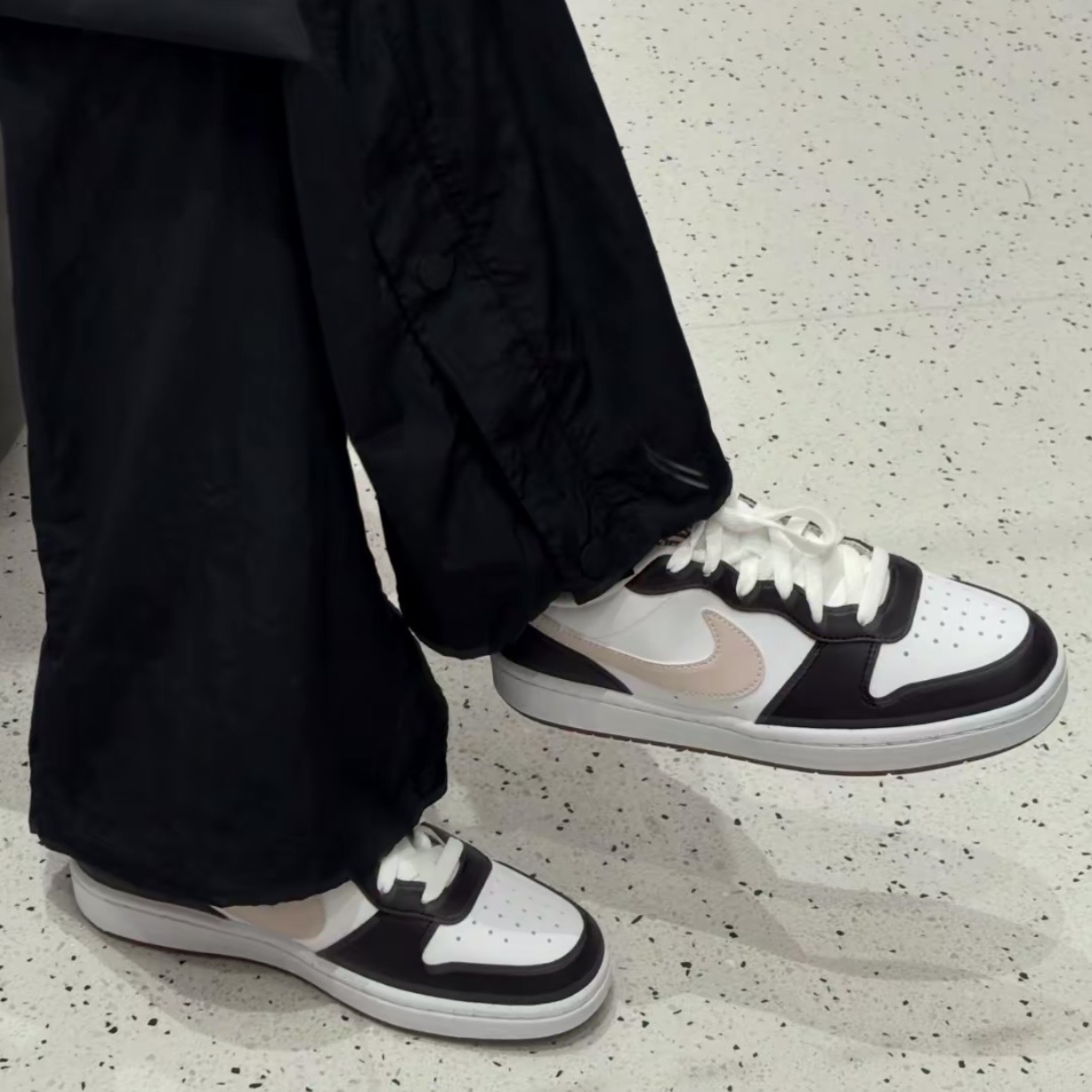 NIKE COURT BOROUGH LOW SE GS 黑白 淺粉勾 休閒 大童鞋 IF3402-100
