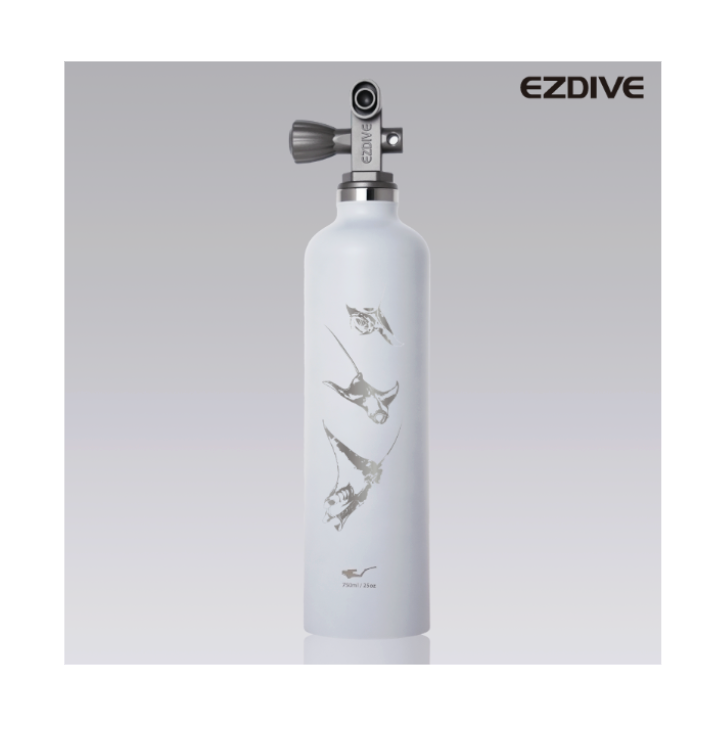 ※EZDIVE 氣瓶造型750ml保溫水瓶-鬼福魟 (黑/白)