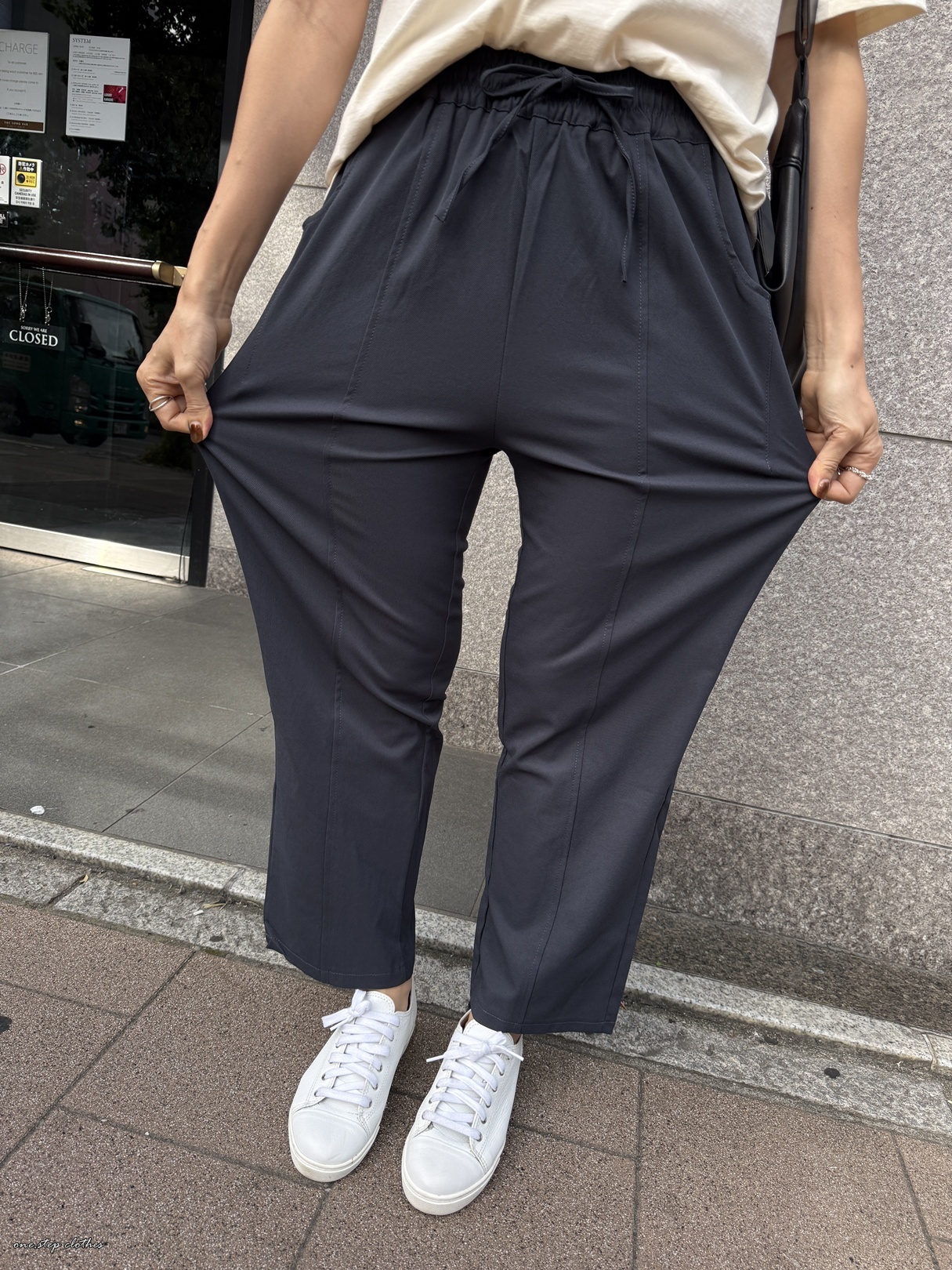 正韓PC深藍綁帶車線休閒褲