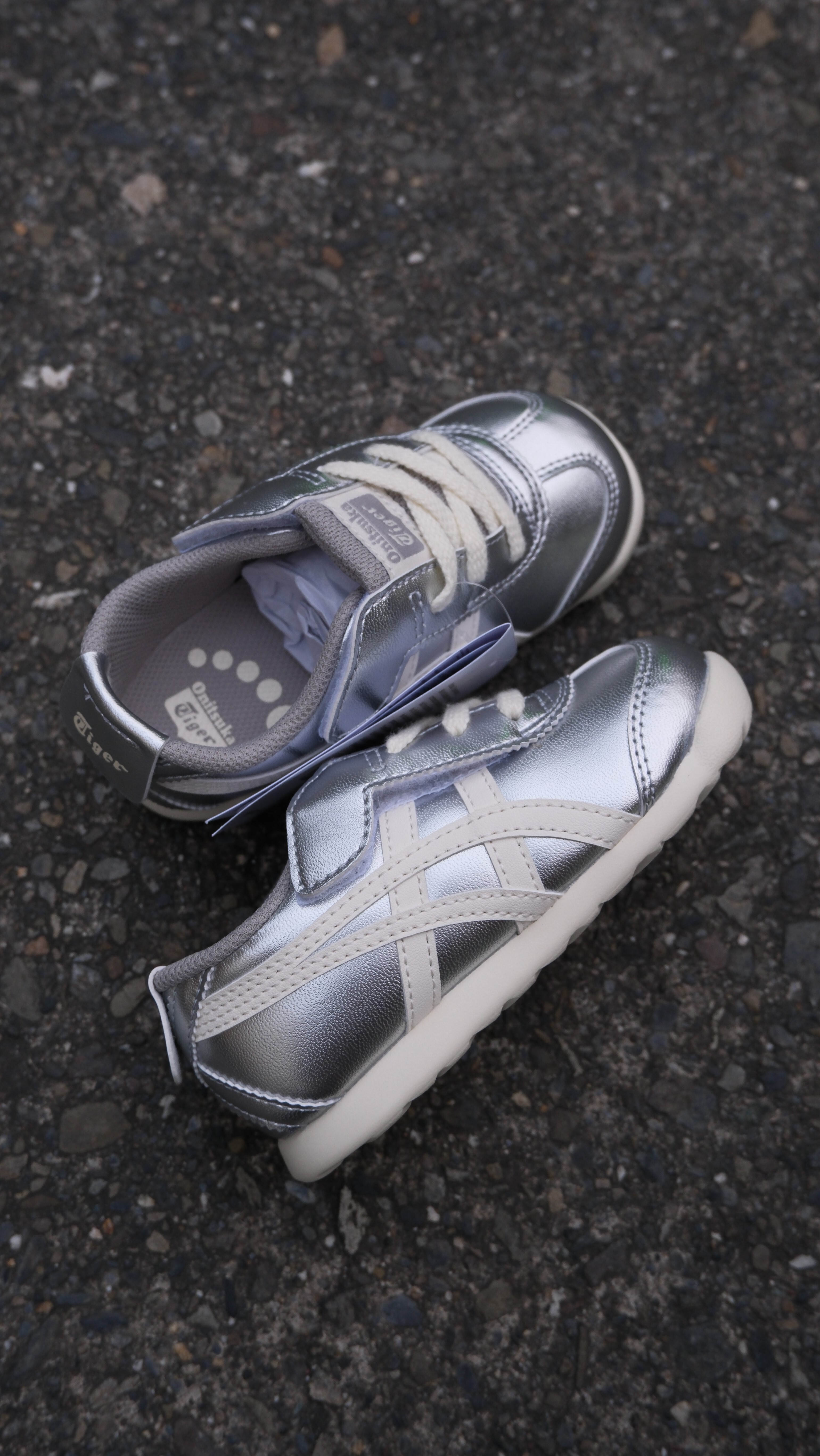 Onitsuka Tiger  鬼塚虎 MEXICO 66 KIDS 銀色 小童 童鞋 休閒鞋 1184A074-020