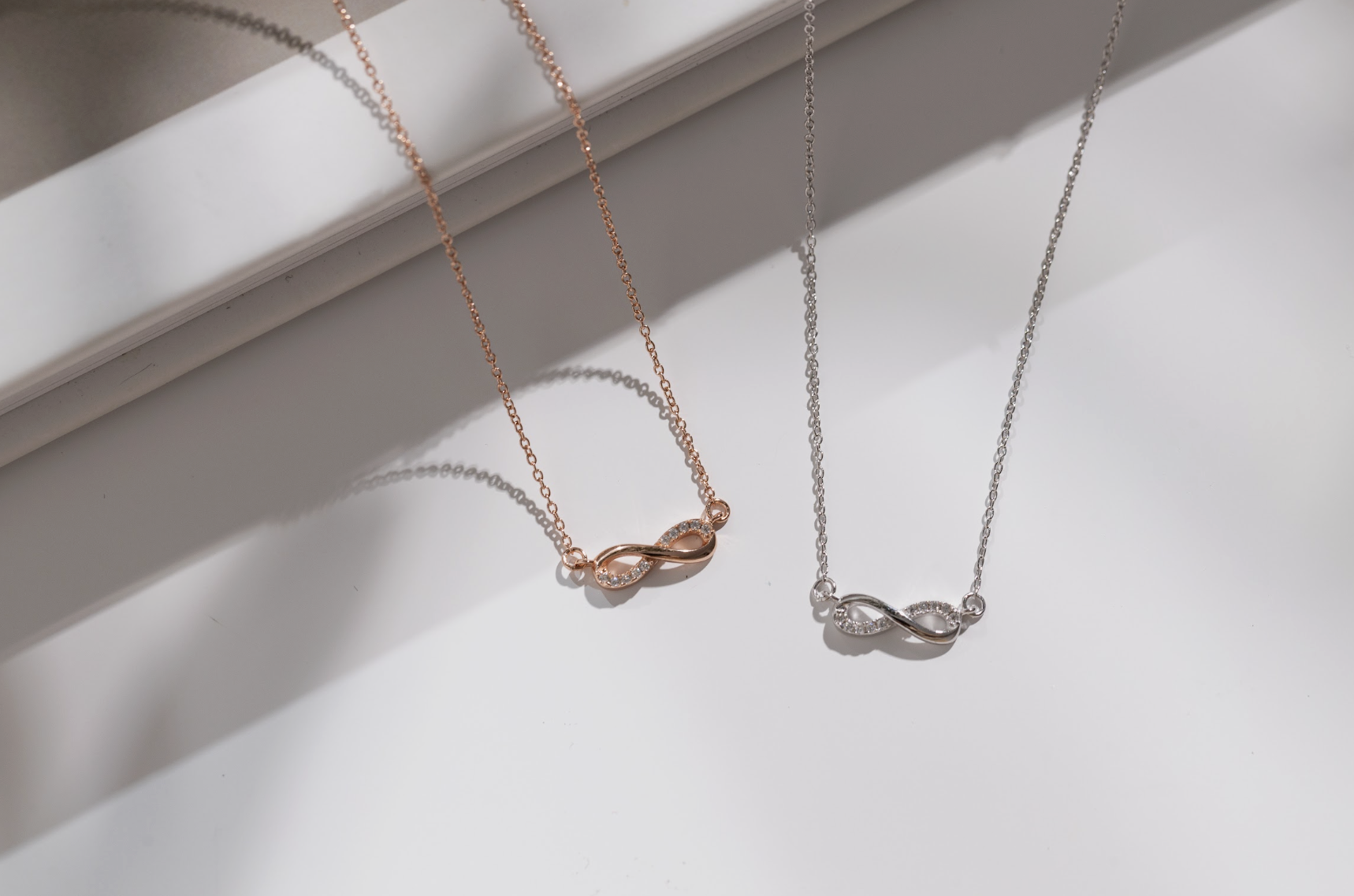 INFINITE 無限符號項鍊展示