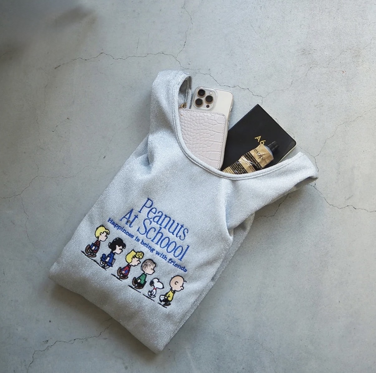 JP Snoopy 大雜刺繡銀閃手挽袋 3693 TK260922
