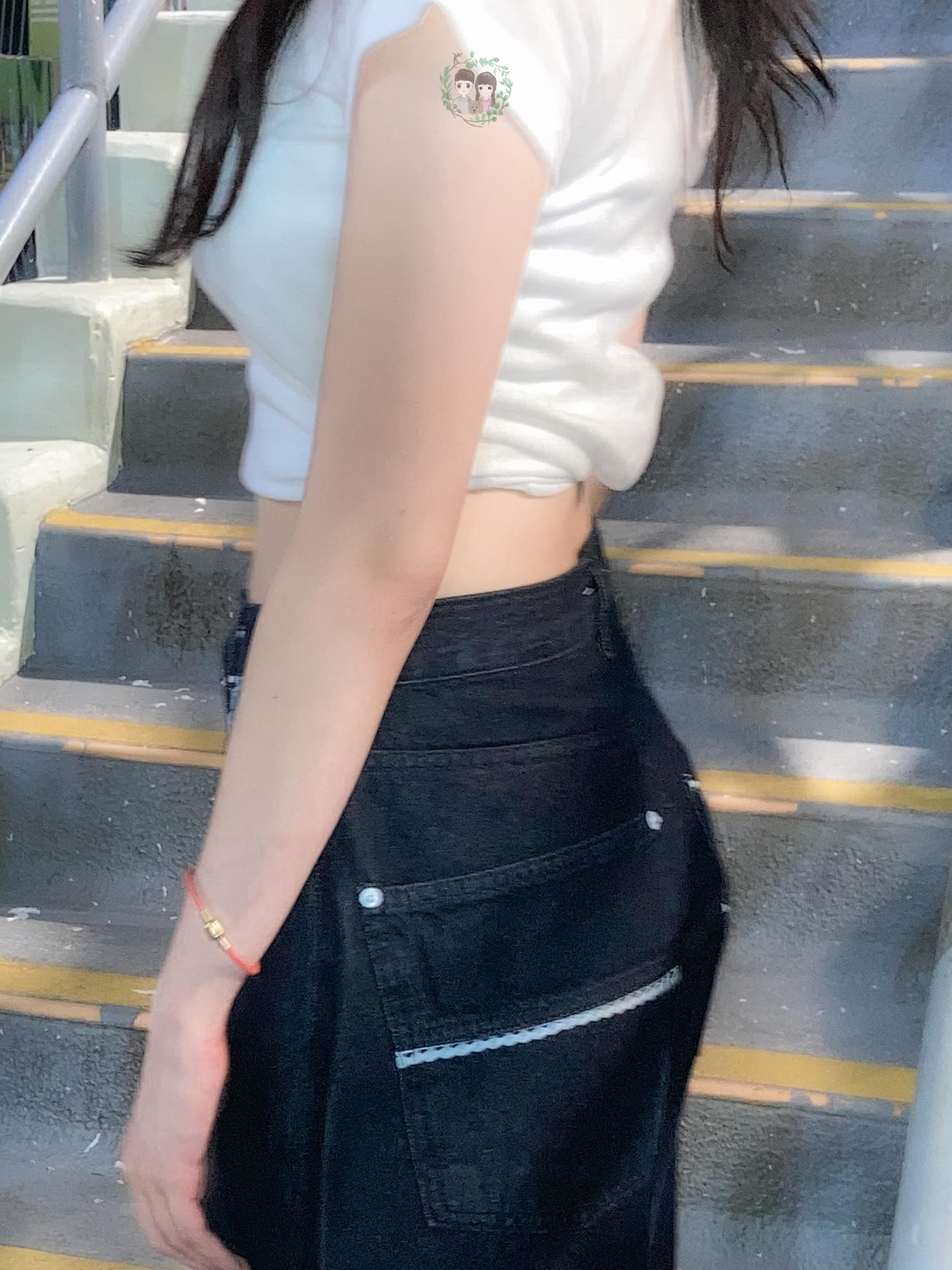 【網站限定優惠】White Line彎刀褲