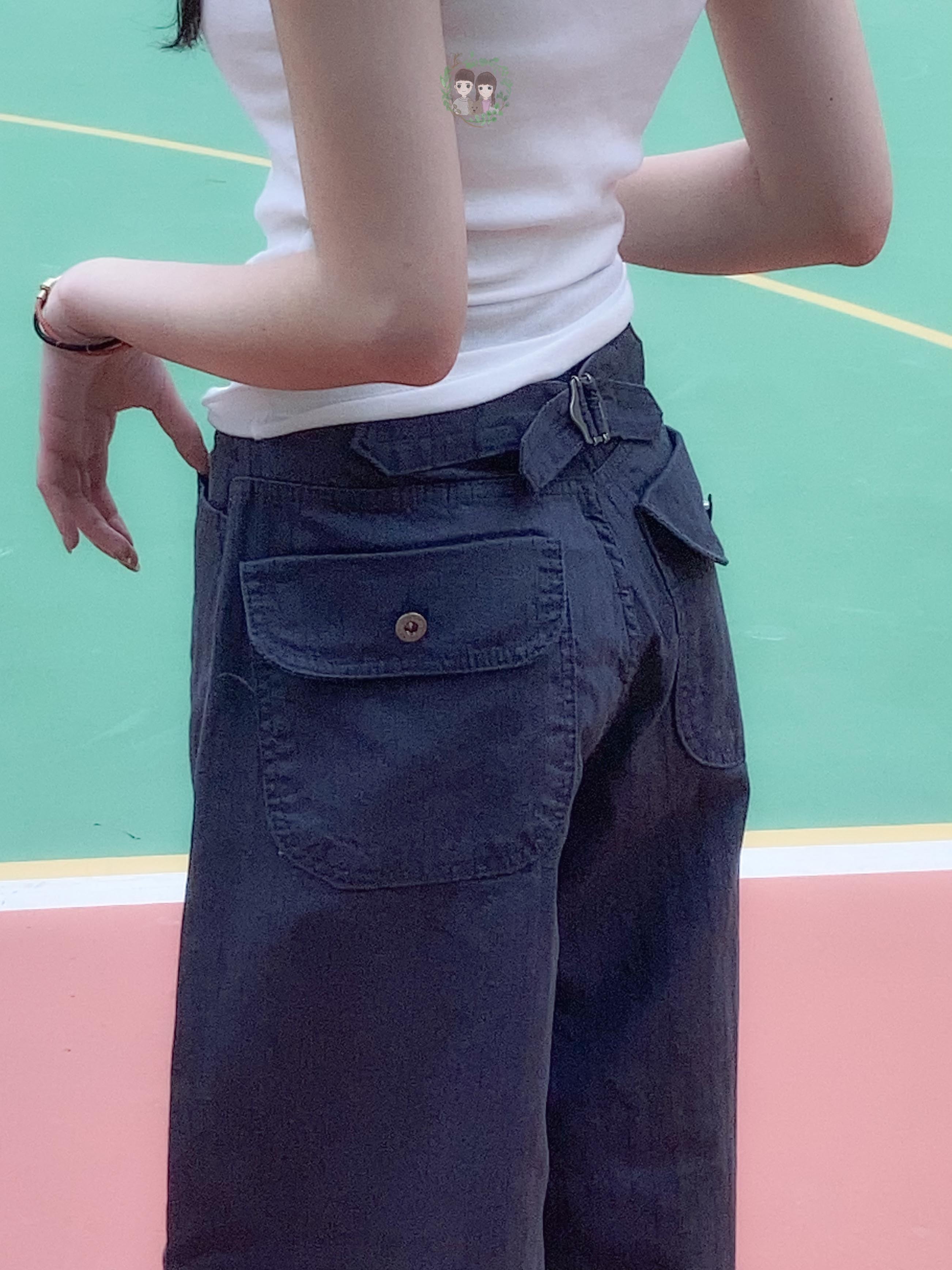 【網站限定優惠】直紋大口袋彎刀褲