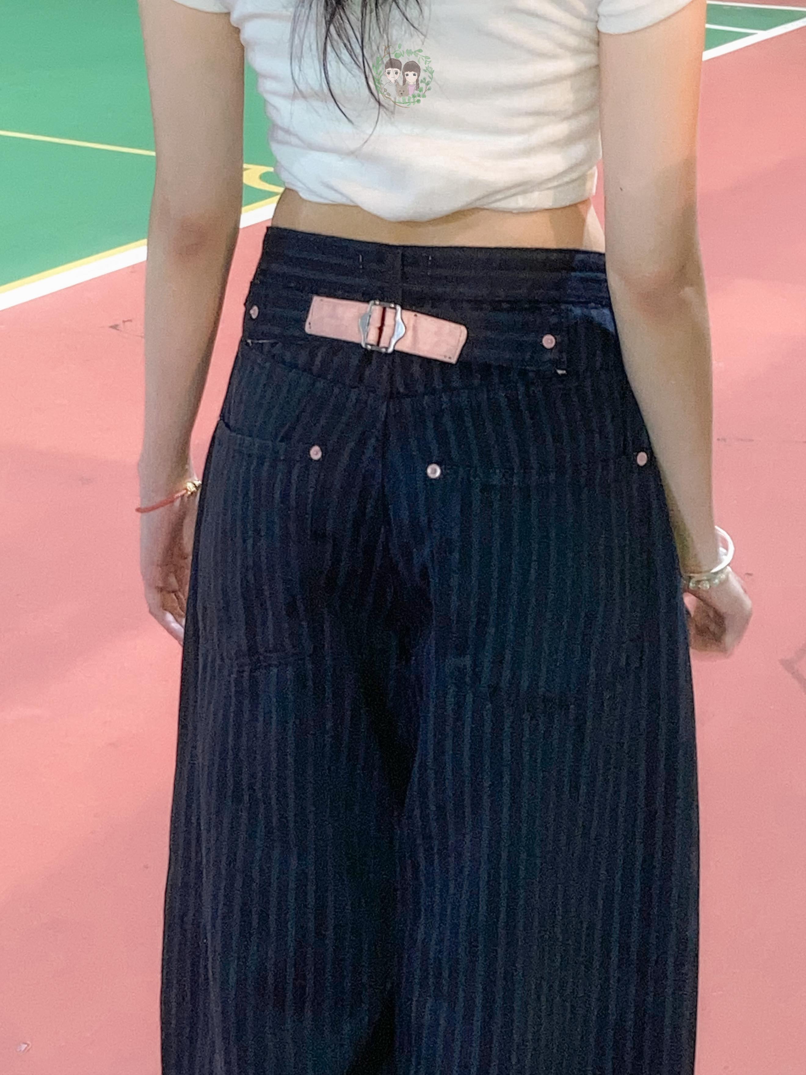 【網站限定優惠】粉紅拼色Belt直紋彎刀褲