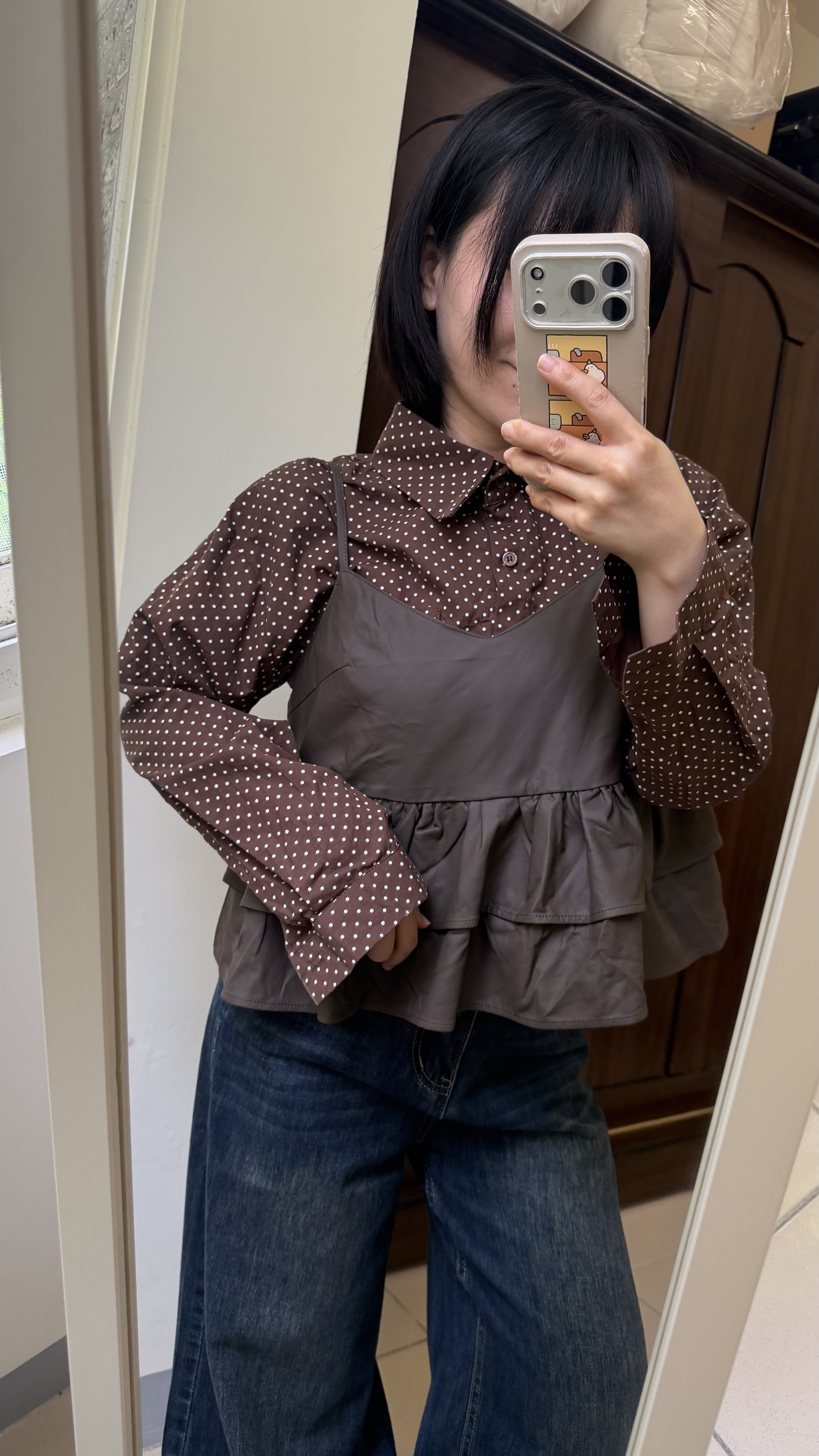 polka dot cropped shirt