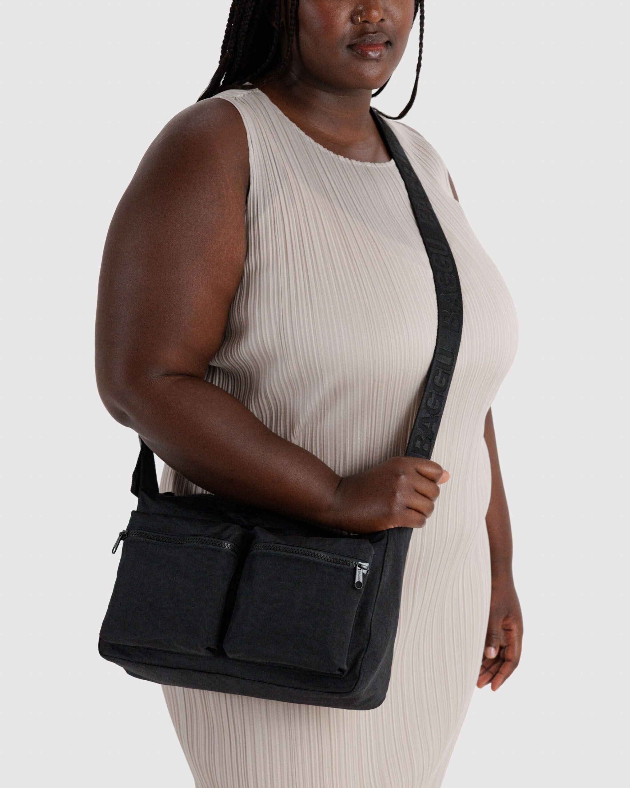 Medium Cargo Crossbody - Black | BAGGU