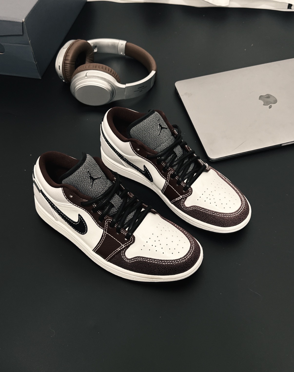 男鞋 NIKE AIR JORDAN 1 LOW GCEL 白黑酒紅 皮革 復古 緩震 低筒 AJ1 休閒鞋【IZ5846-101】AJ1OG