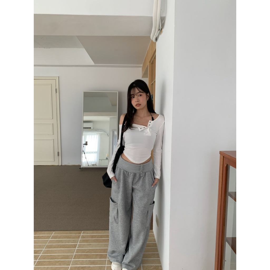A12 金屬開釦彈力上衣+掛脖綁帶罩杯背心 #A1037