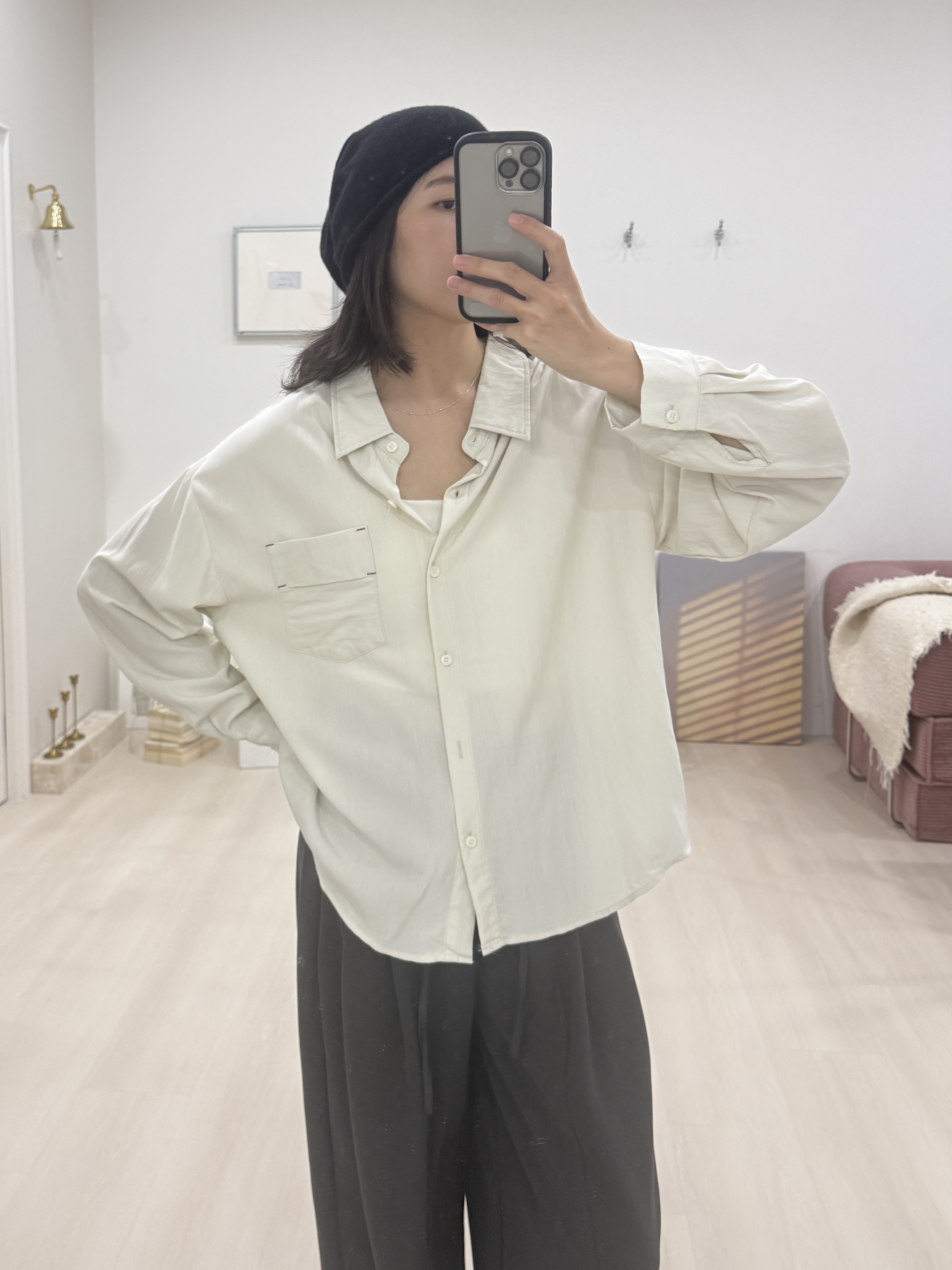 造型單口袋襯衫附批肩*2色