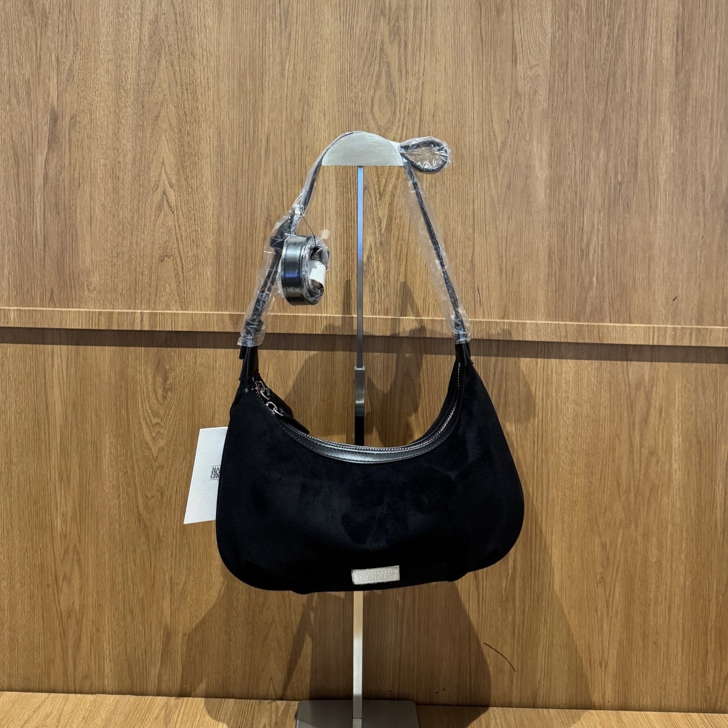 香港$980!!連線入code再減😱!! MARITHE FRANCOIS GIRBAUD (MFG)｜MFG46FBG115 CLASSIC LOGO HALF MOON 2-WAY CROSS BAG [2 colors] M269