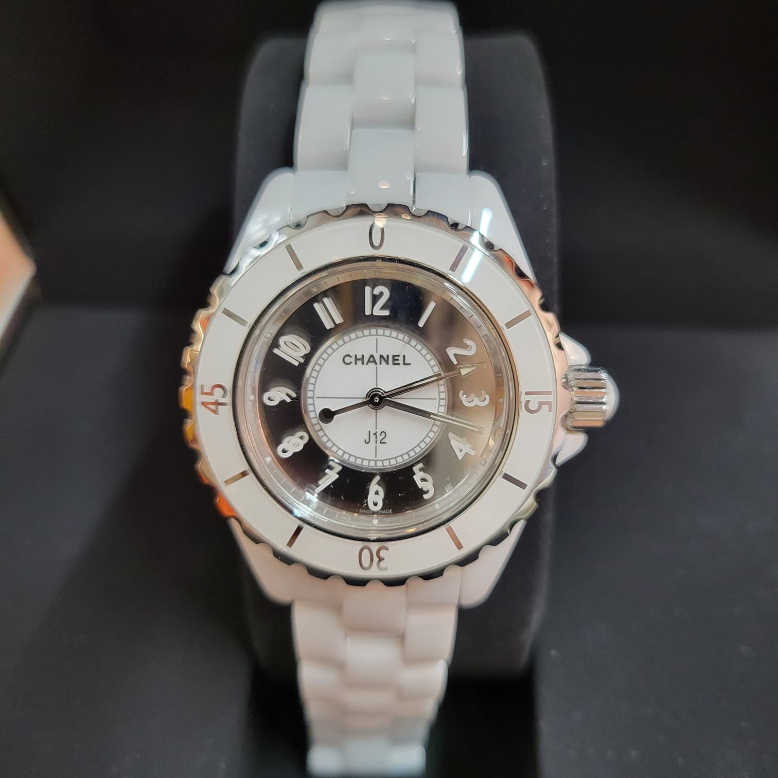 99%NEW/UNUSED CHANEL J12 H4861 33MM WHITE 白陶瓷雙層數字