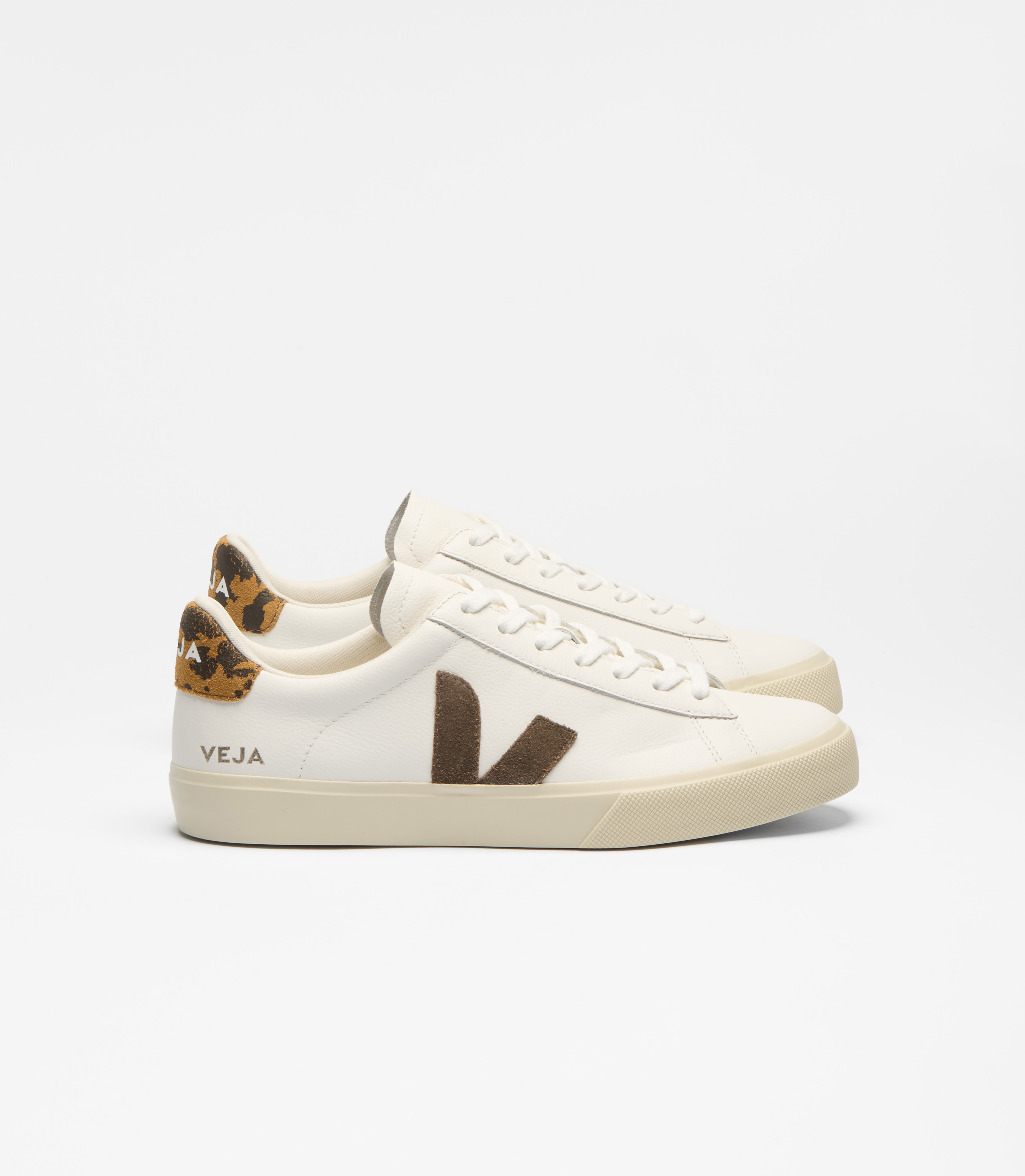 VEJA CAMPO LEATHER WHITE CAMEL WILD COUNTRY