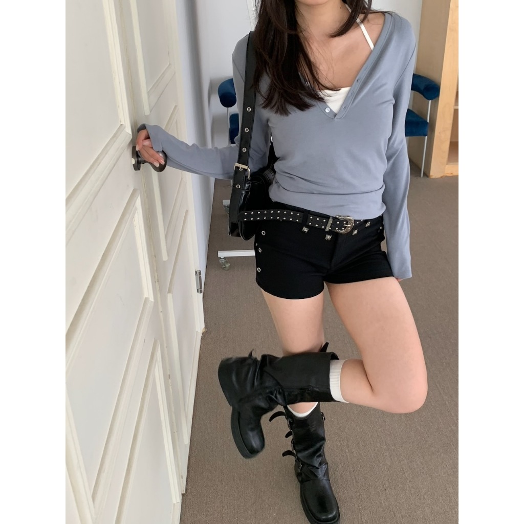 A21 街頭辣妹Look 鉚釘彈力皮帶短褲 #A3165