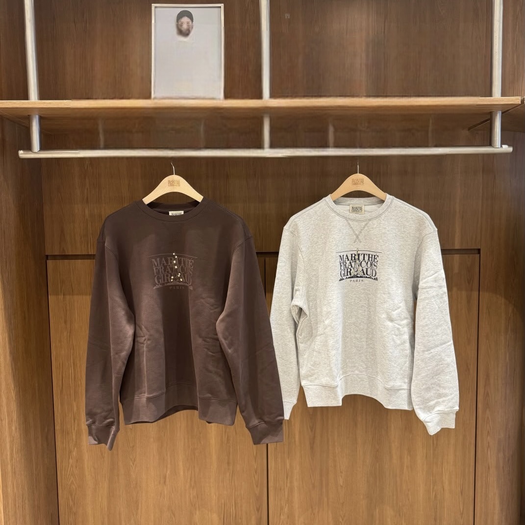 香港$700!!連線入code再減😱!! MARITHE FRANCOIS GIRBAUD (MFG)｜MFG46FSW220 EIFFEL CLASSIC LOGO SWEATSHIRT [2 colors] M323