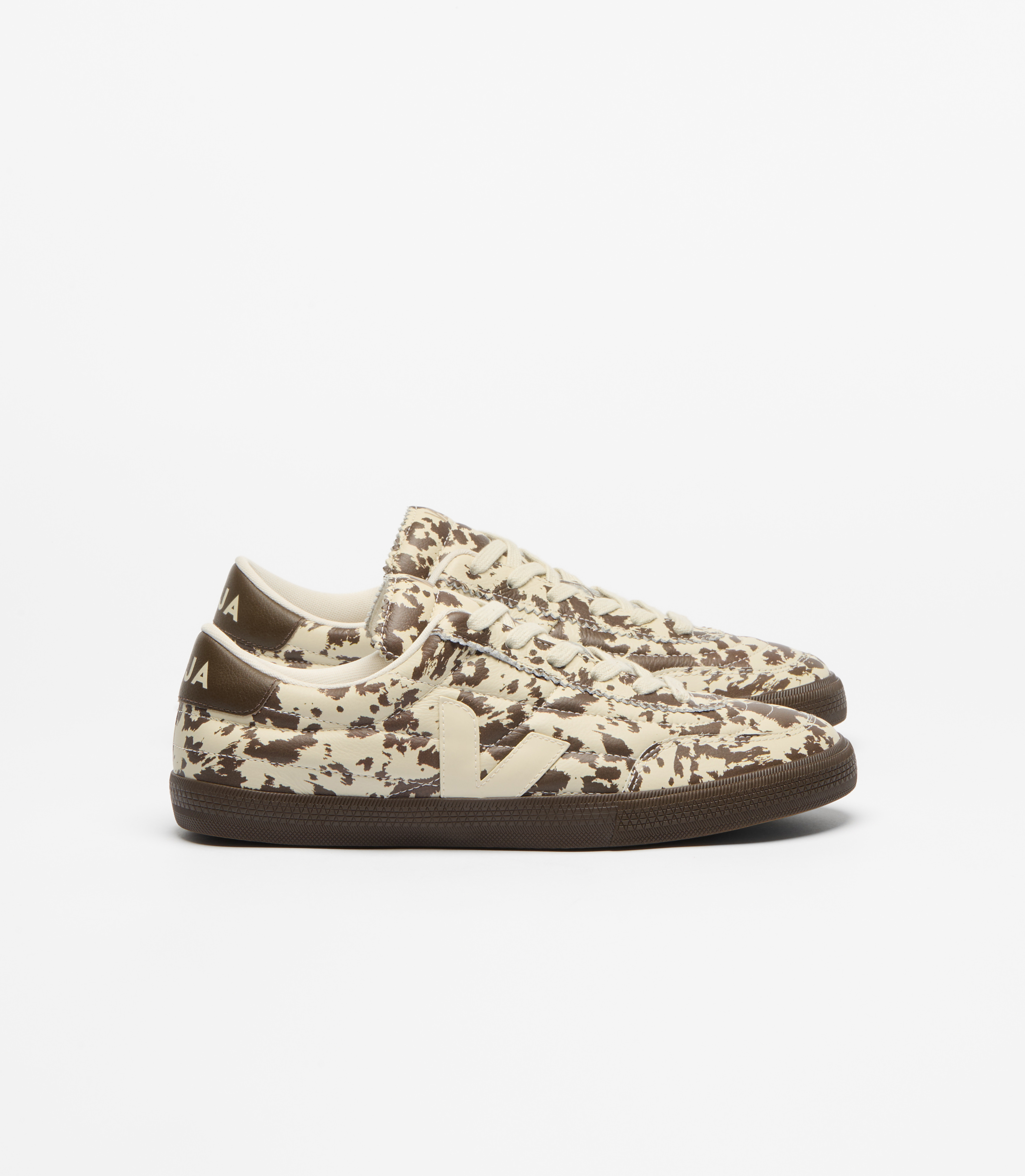 VEJA PANENKA LEATHER PIERRE WILD COUNTRY