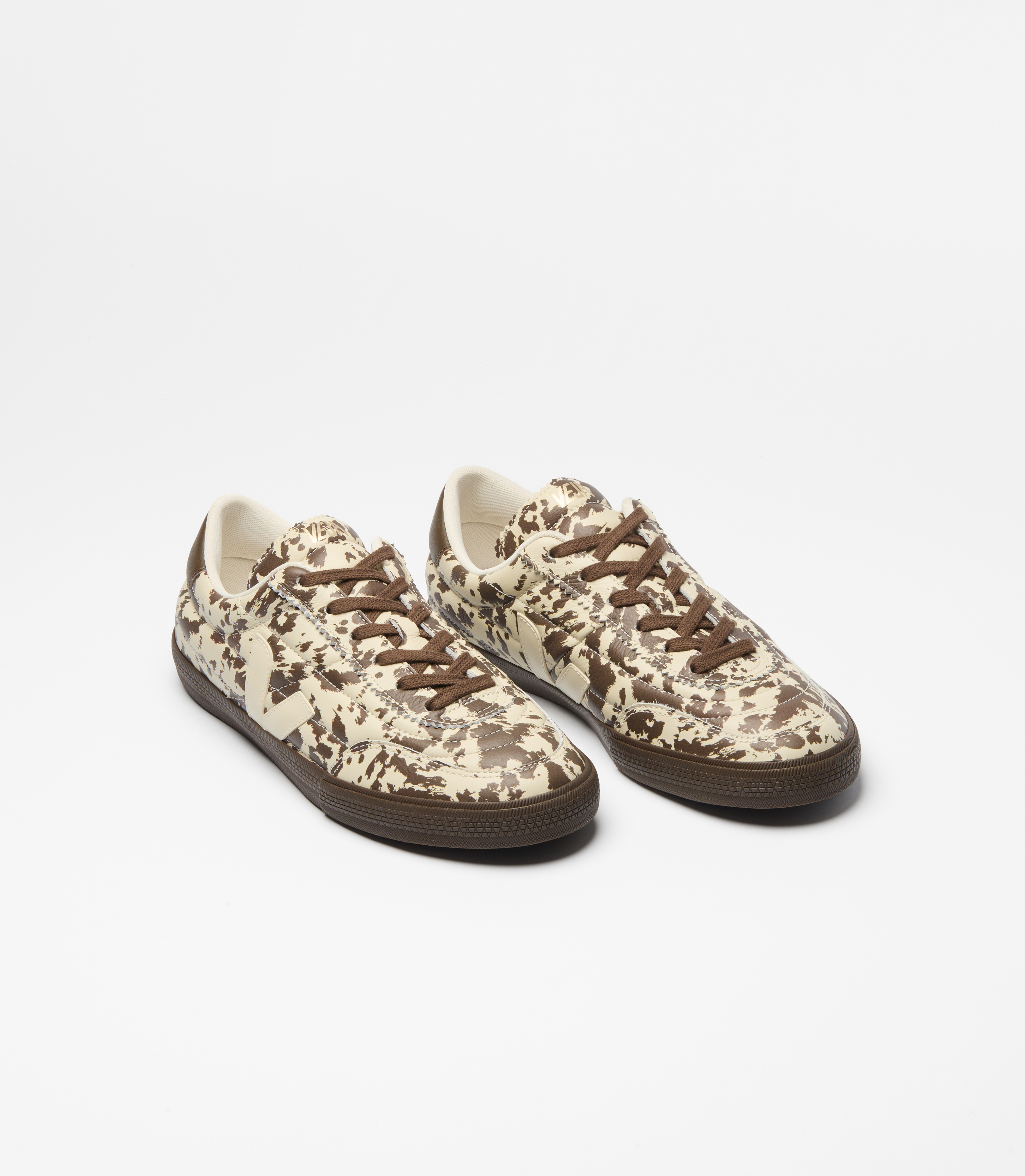 VEJA PANENKA LEATHER PIERRE WILD COUNTRY