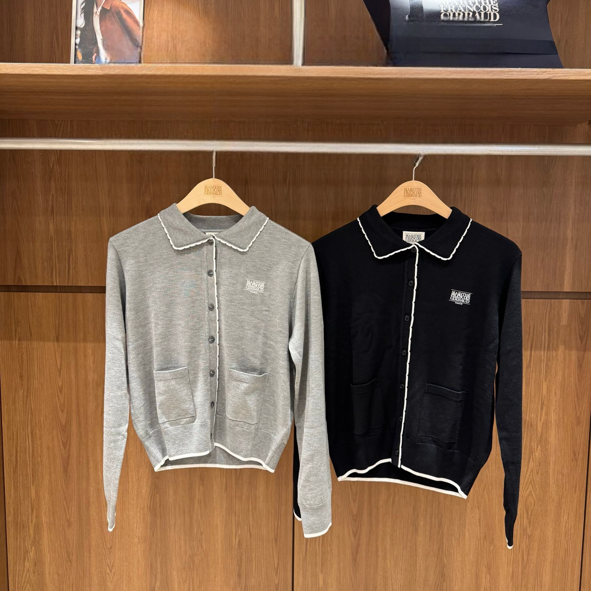 香港$1190!!連線入code再減😱!! MARITHE FRANCOIS GIRBAUD (MFG)｜MFG46FCD106 W SMALL CLASSIC LOGO COLLAR LACE TRIMMING CARDIGAN [2 colors] M331