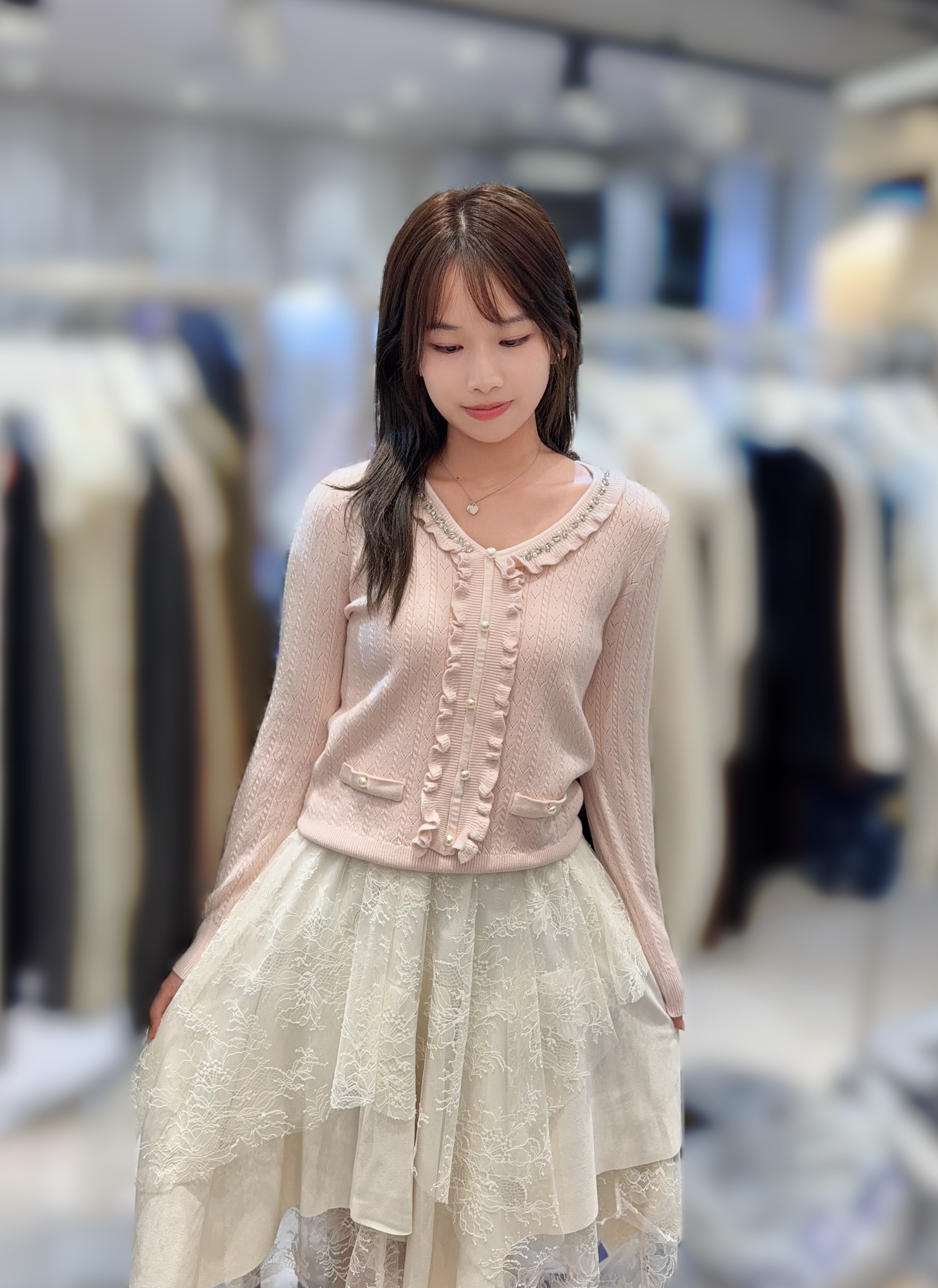 SM25 胸36-49 長21 $409