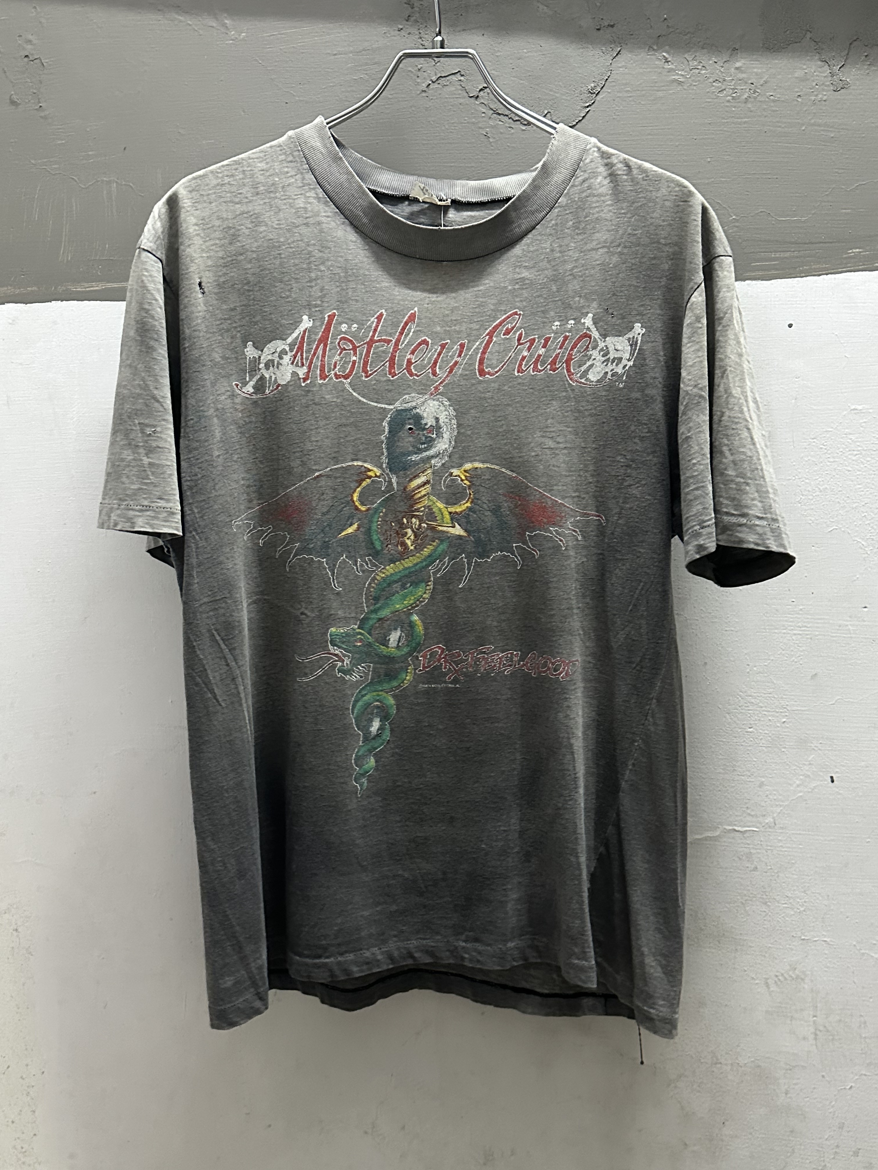80~90’s Motley Crue Hard Worn T-Shirt