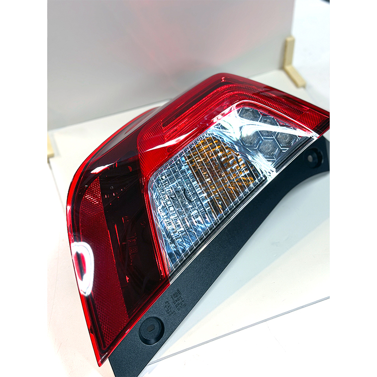 【出清品】HONDA 日本原廠 FIT GK 尾燈 左邊