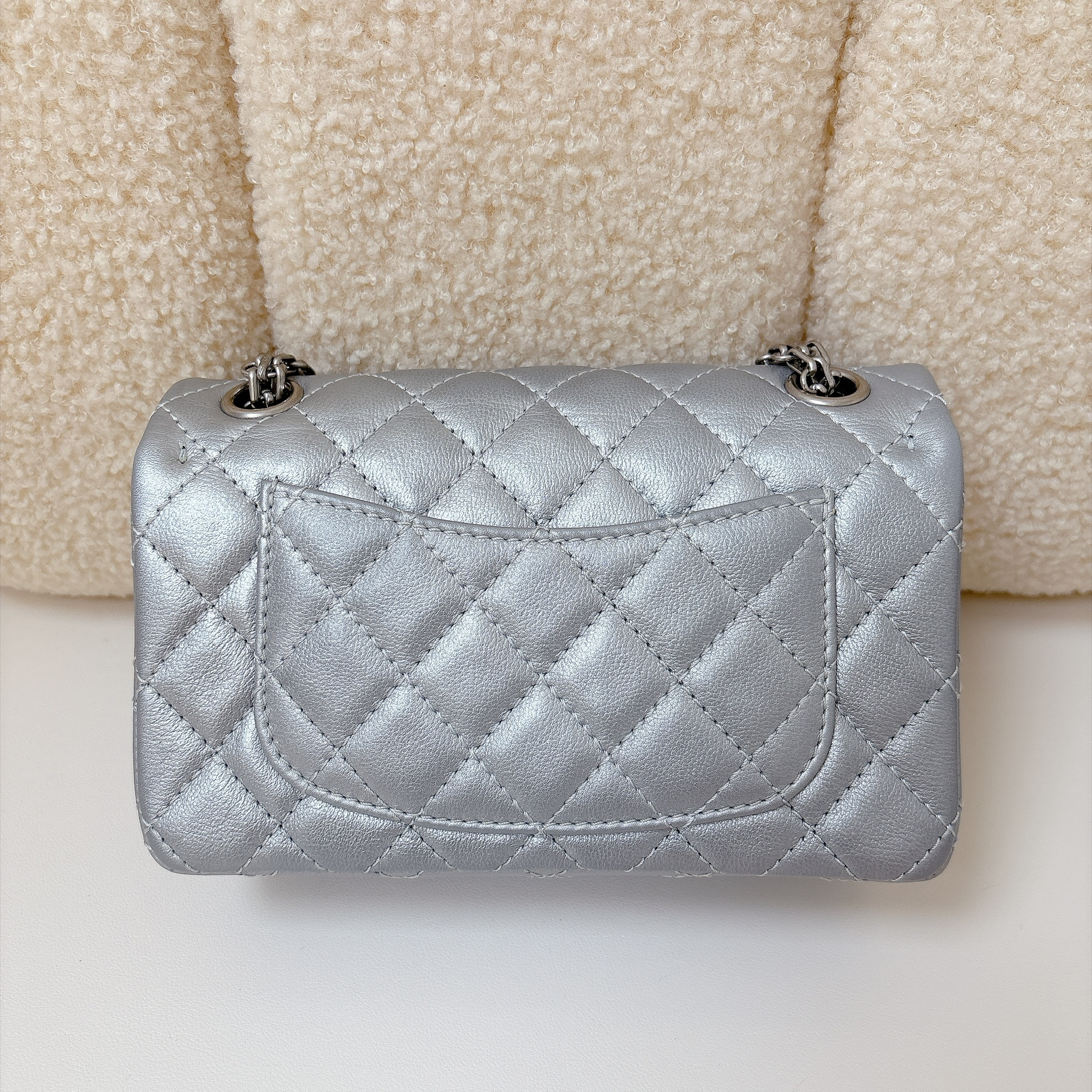 CHANEL 2.55 Reissue Mini Flap Bag - Metallic Silver / SHW