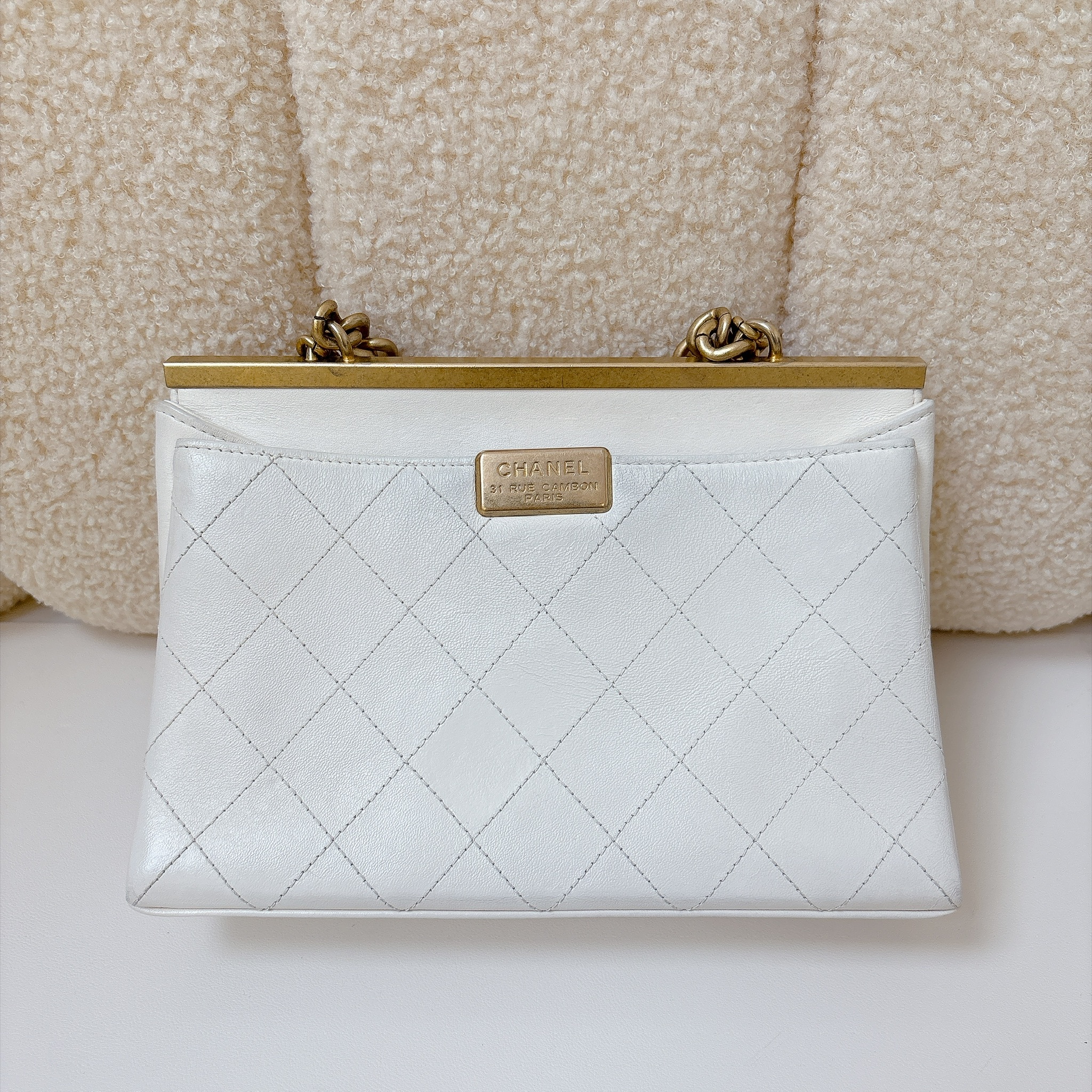Chanel Coco Luxe Flap Bag - White / GHW