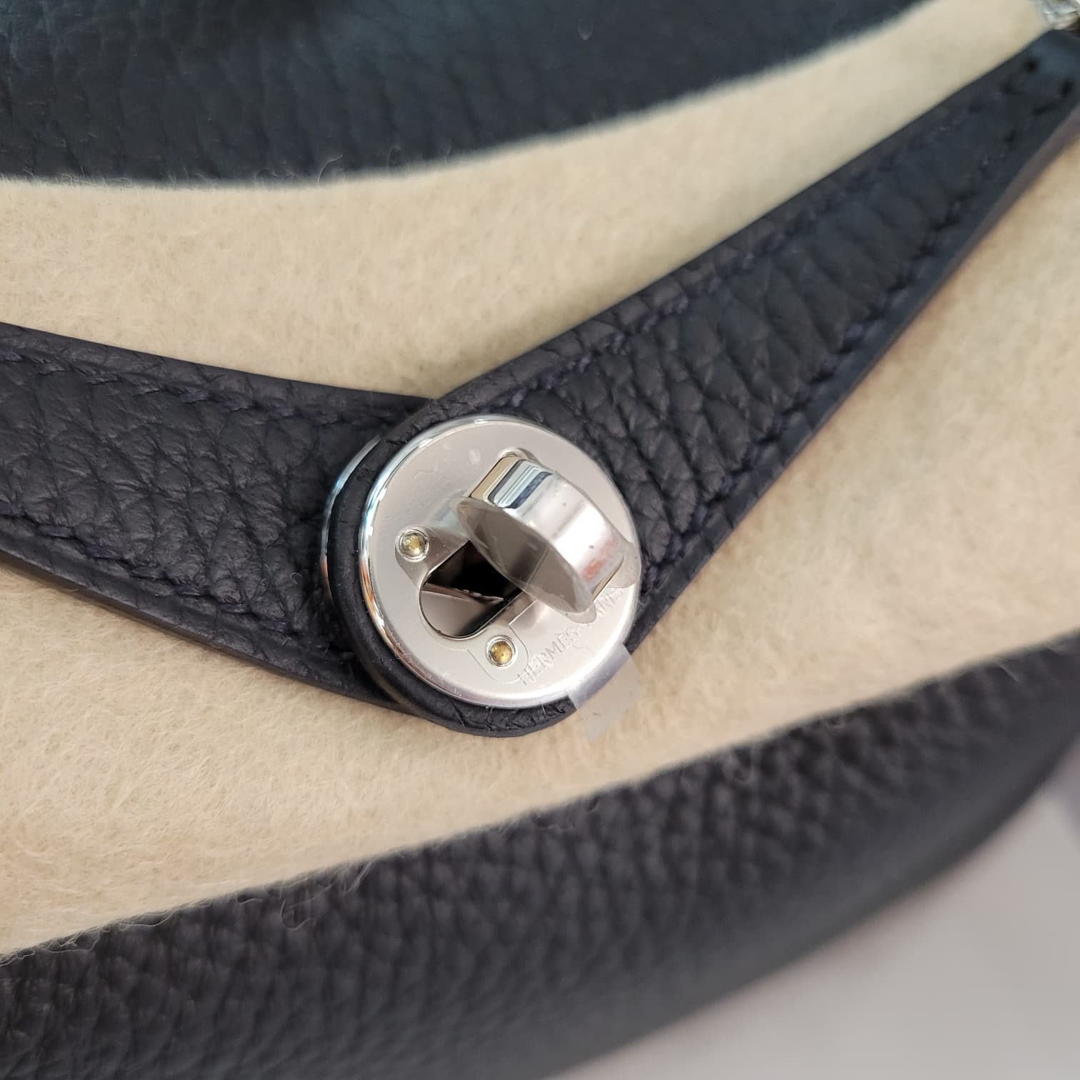 HERMES MINI LINDY 2 NOIR CK 黑銀 2代 短帶 TC