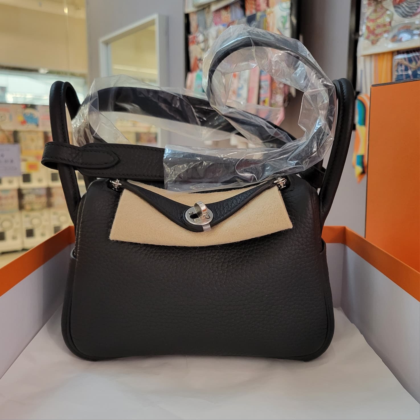 HERMES MINI LINDY 2 NOIR CK 黑銀 2代 短帶 TC