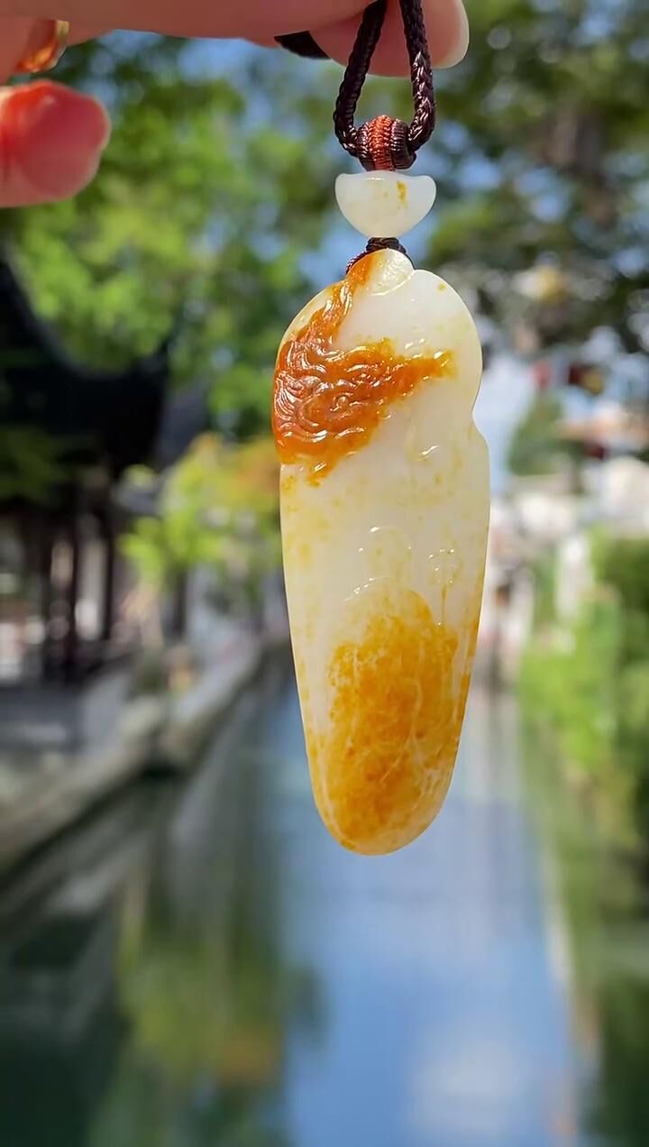 910710 和田玉籽料地藏王菩薩·龍