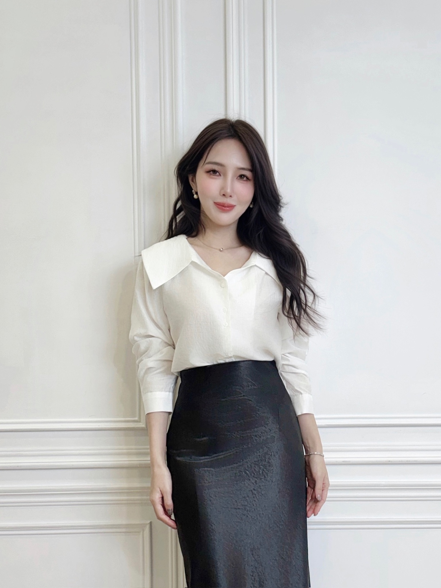 輕奢女人! 睫毛蕾絲拼接光澤中長裙