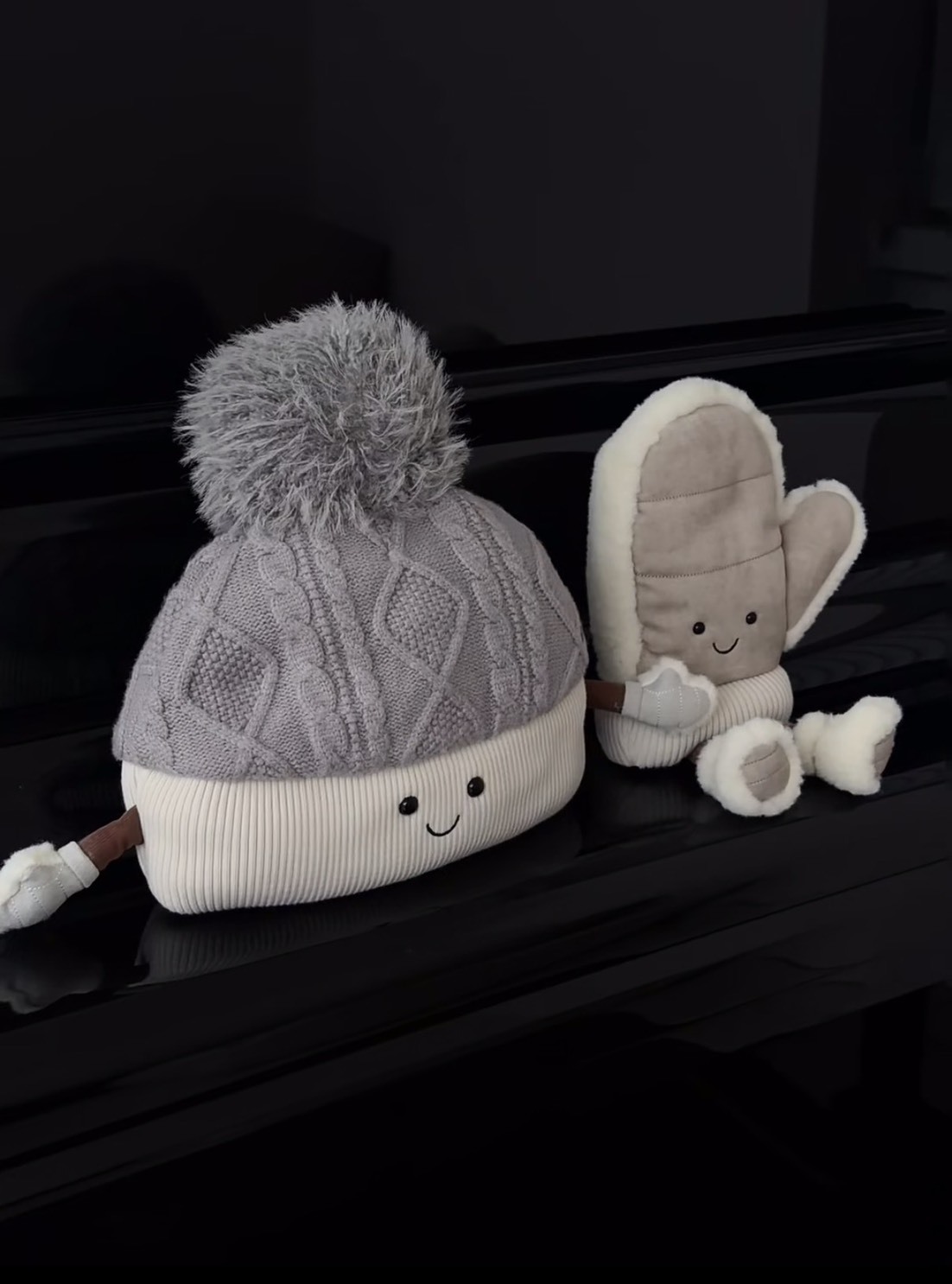 <冬日軟萌❄️> Jellycat 聖誕節限定 毛帽 手套