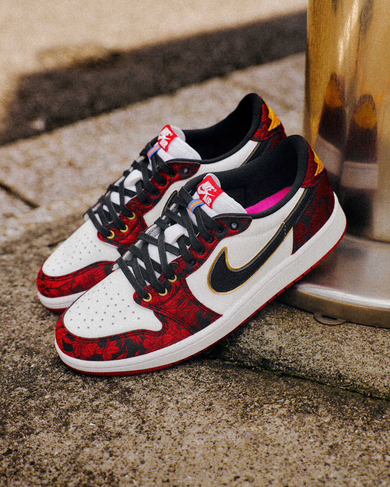男鞋 NIKE AIR JORDAN 1 RETRO LOW OG 'Garden' 黑紅芝加哥 最後一舞 花園 花卉 皮革 復古 運動 休閒鞋【IR0088-001】AJ1OG