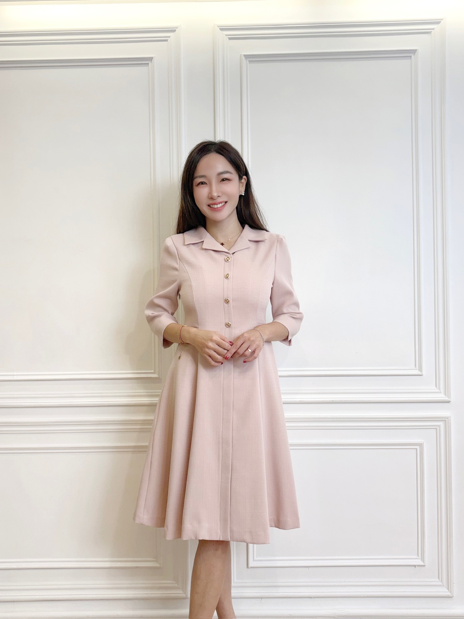 小翻領收腰七分袖傘襬洋裝