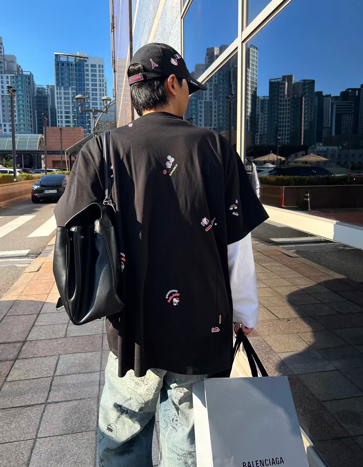 2026 日本限定聯名系列 Balenciaga x Hello Kitty Black T-Shirt 黑色短袖