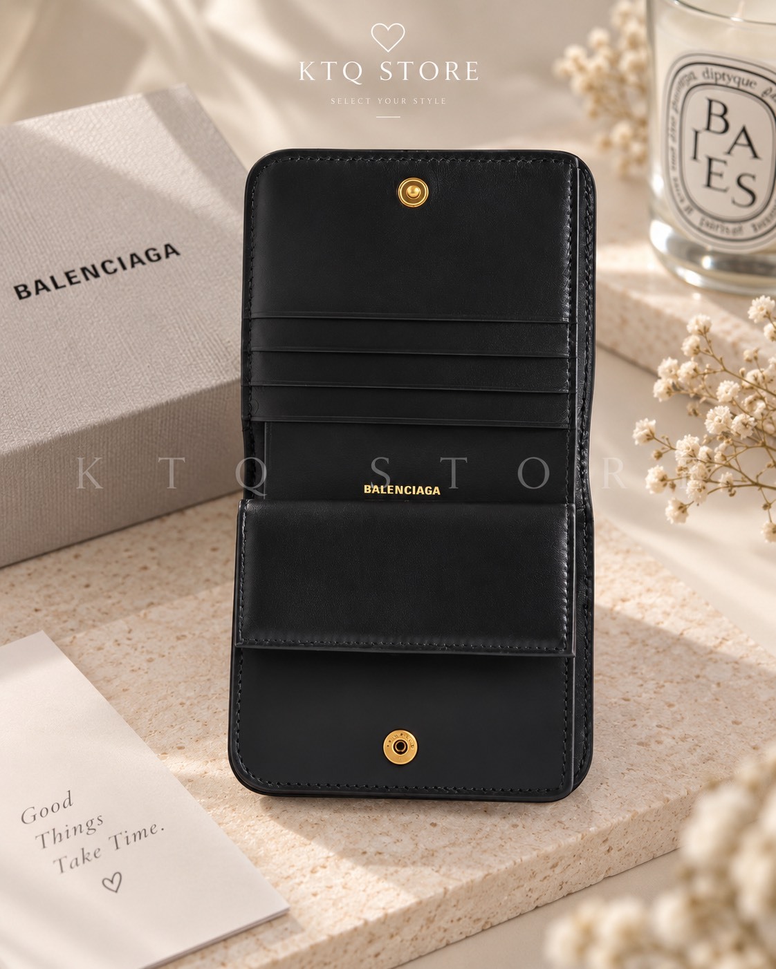 KTQ STORE ‧ BALENCIAGA 巴黎世家做舊金色 BB 徽標五金 Puffy Arena 小羊皮卡包 女款 黑色7654592AAXB1000
