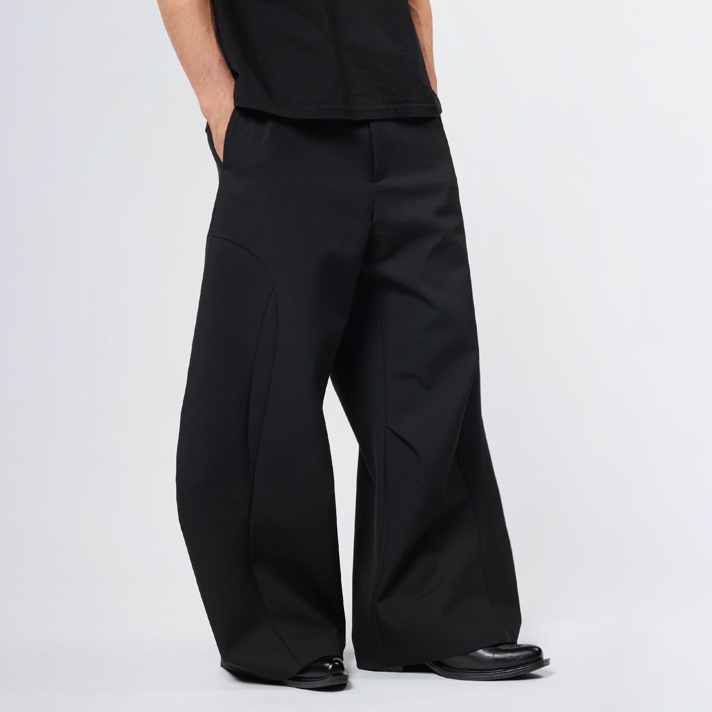 Anonymous Talking Wide-Leg Trousers 壓褶闊腿長褲