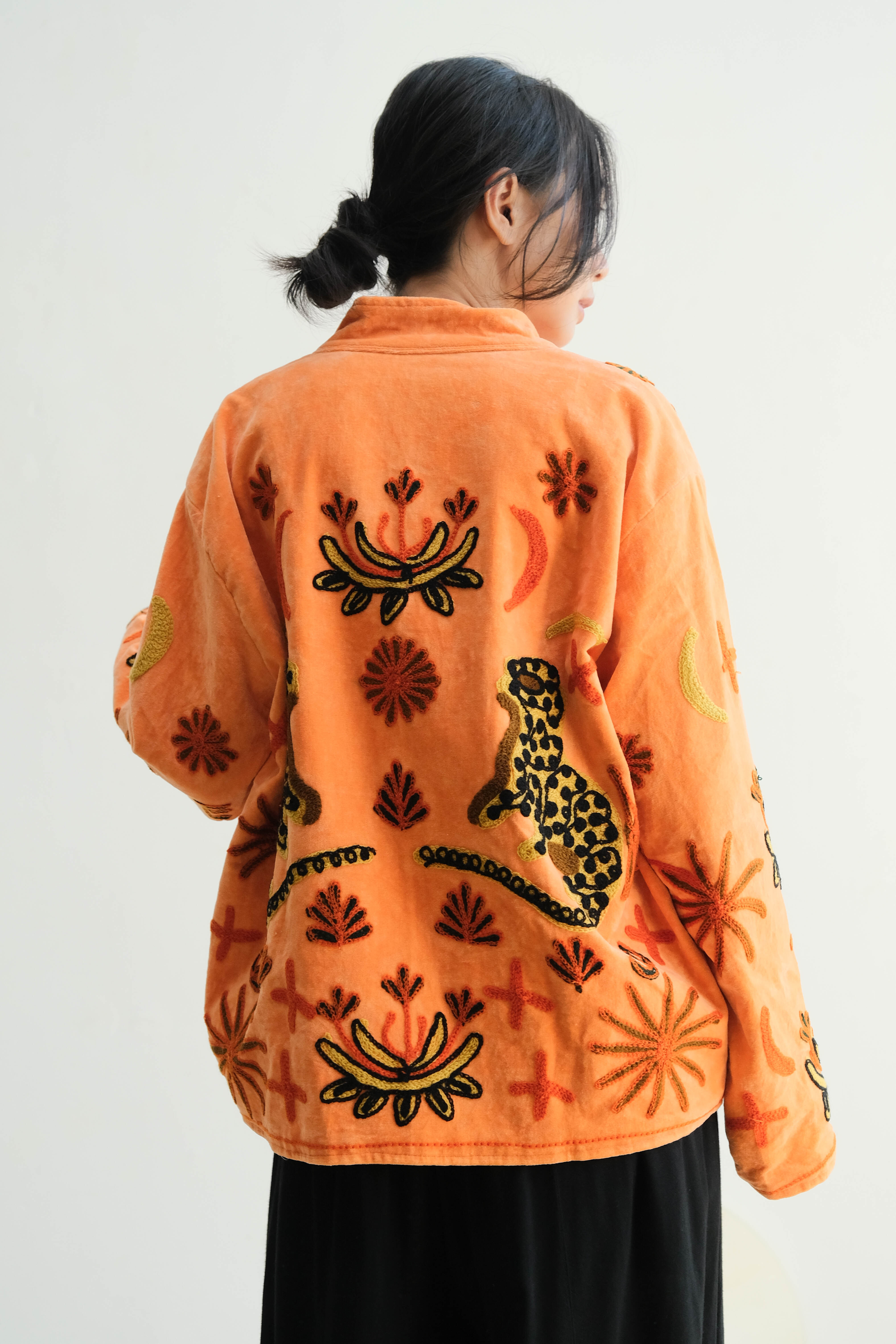 蘇札尼刺繡短外套 豹豹亮橘
