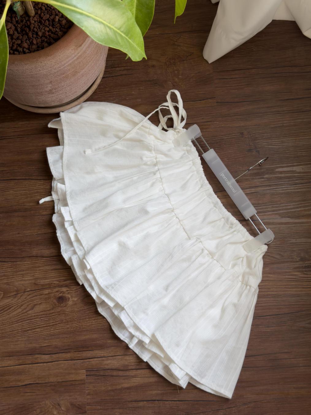 Portrait Seoul Side String Short Skirt 25-BTM-003-IVY-OS