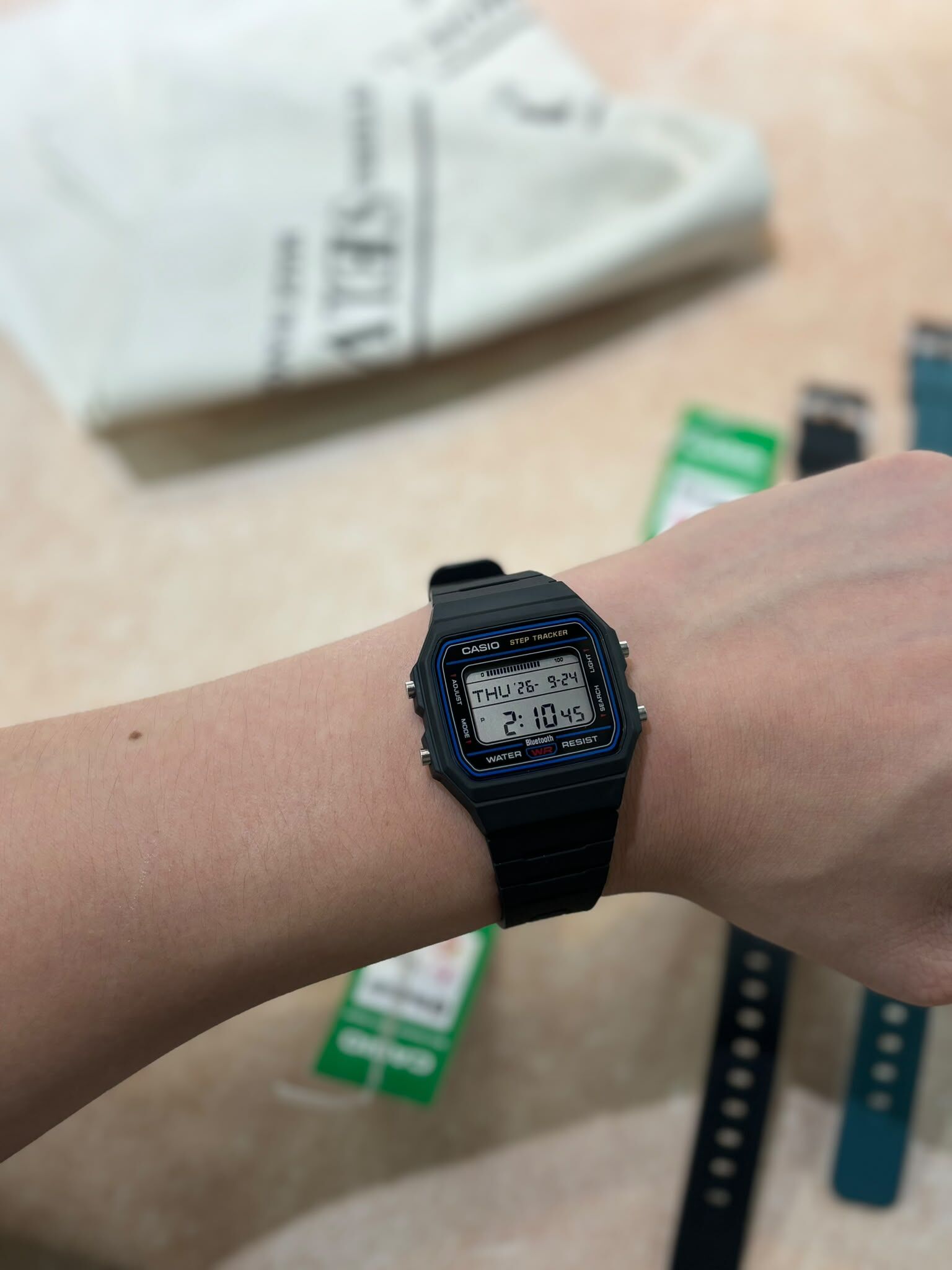 Casio F-B100W-1A