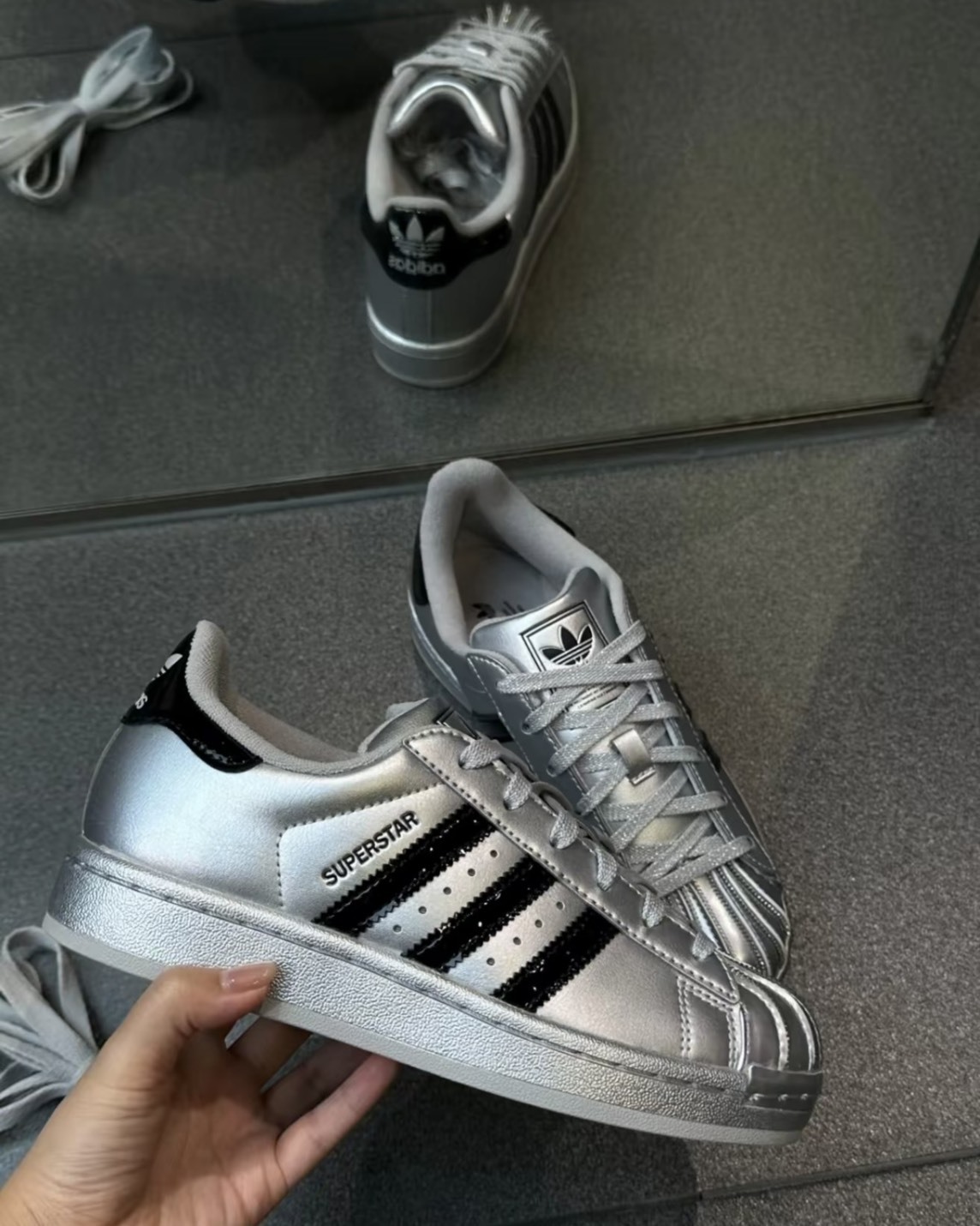 【預購】ADIDAS ORIGINALS SUPERSTAR 2 銀色 LA3779