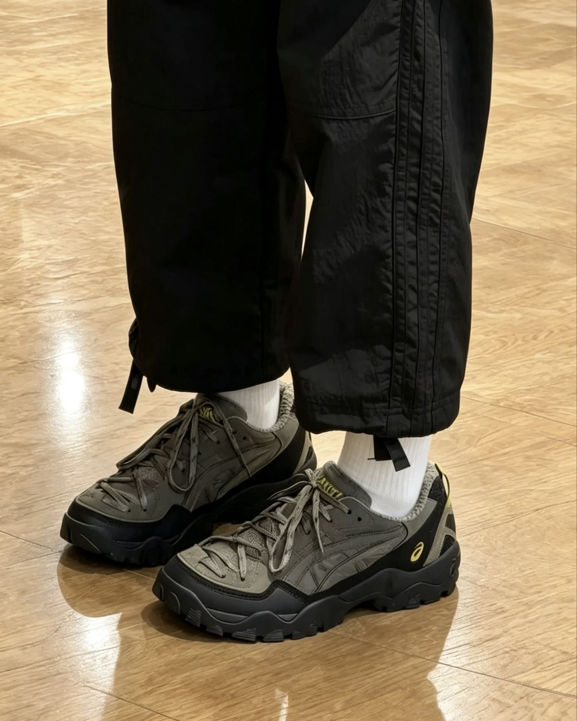 【預購】ASICS GEL-PICKAX 軍綠色 1203A867301