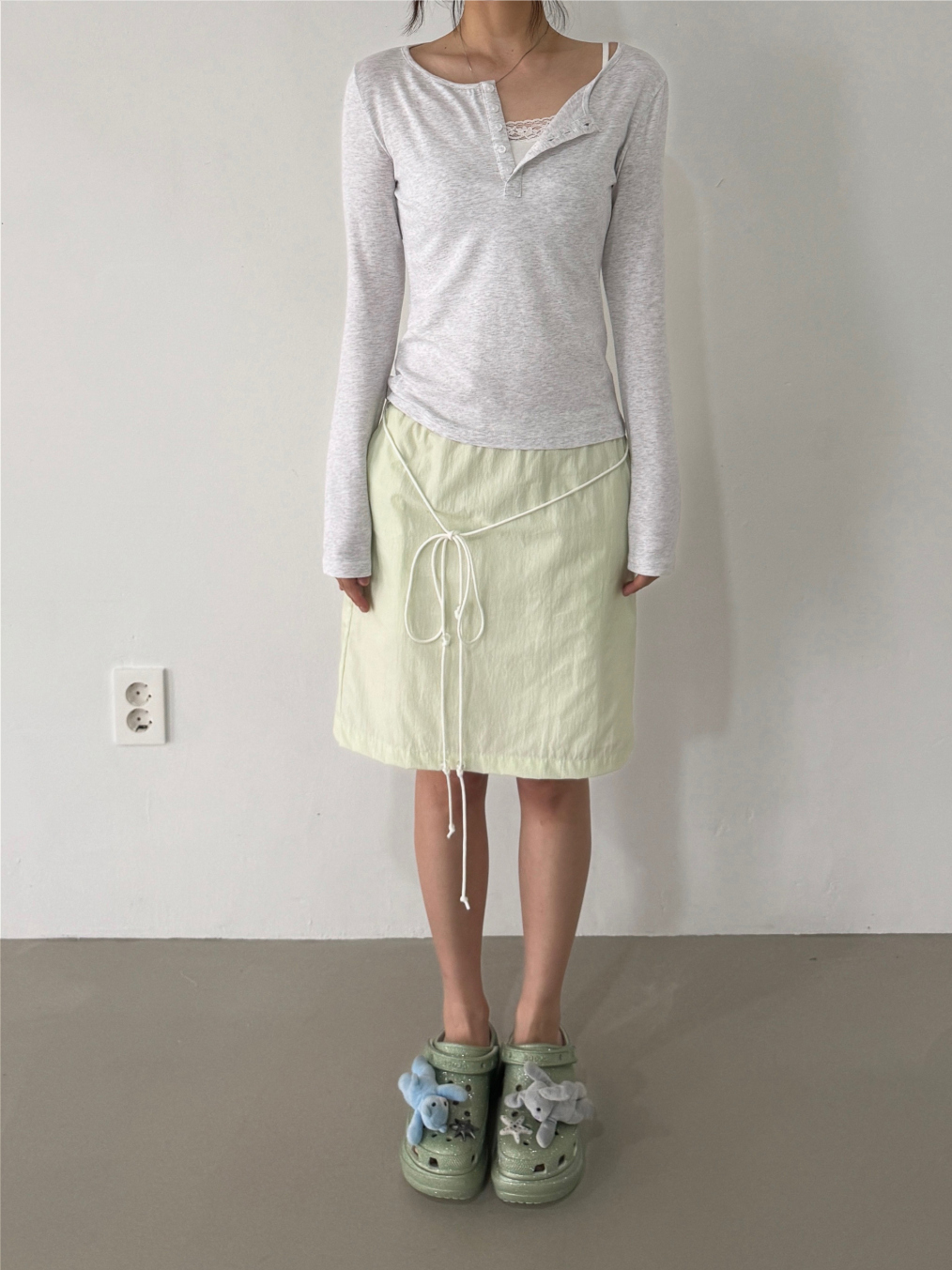 Portrait Seoul Cotton Nylon Straight Midi Skirt 26-BTM-004
